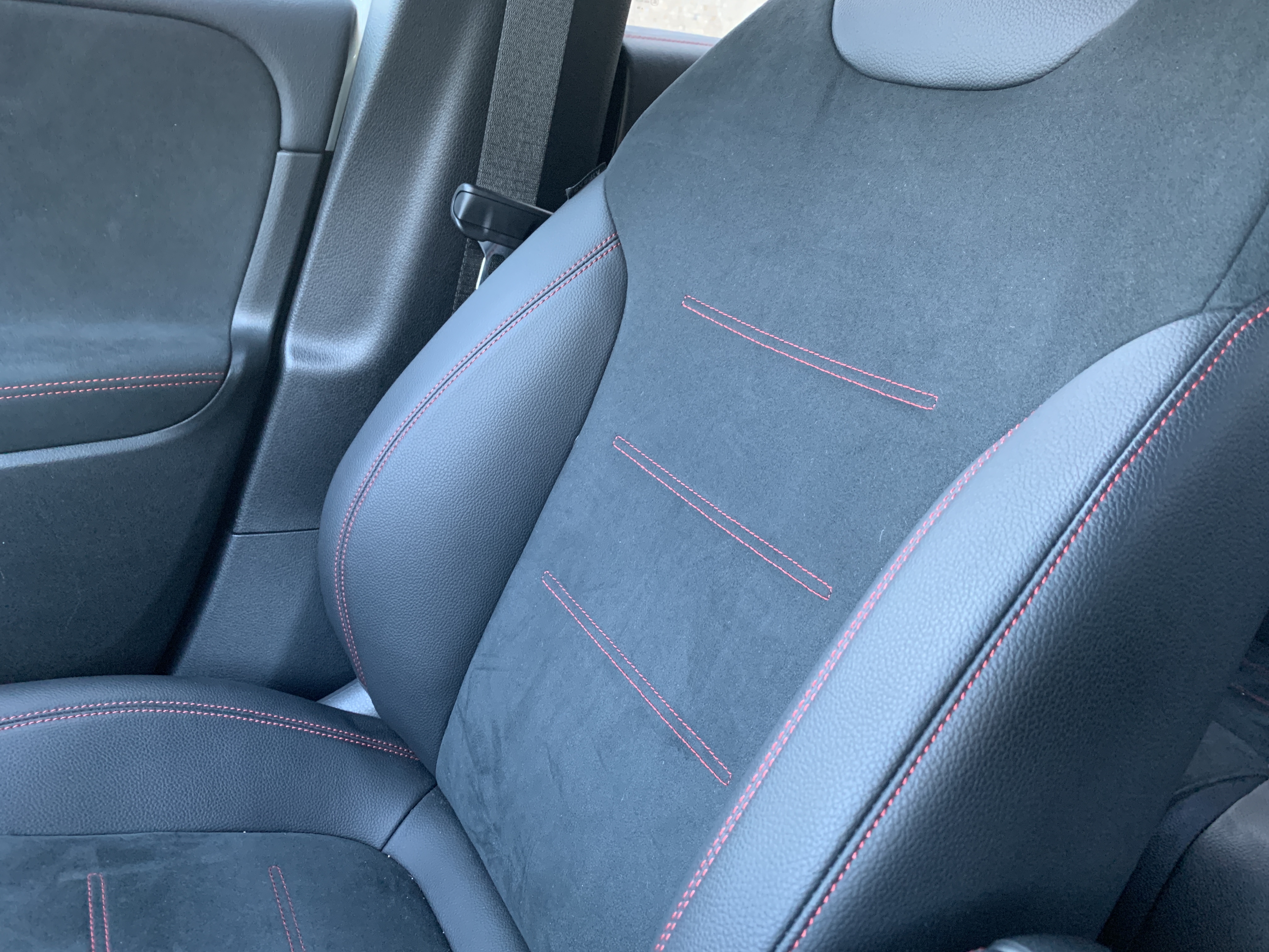 Driven: 2020 Mercedes GLB 250 4MATIC Is A Stunningly Practical, Yet Rather Dull, Offering