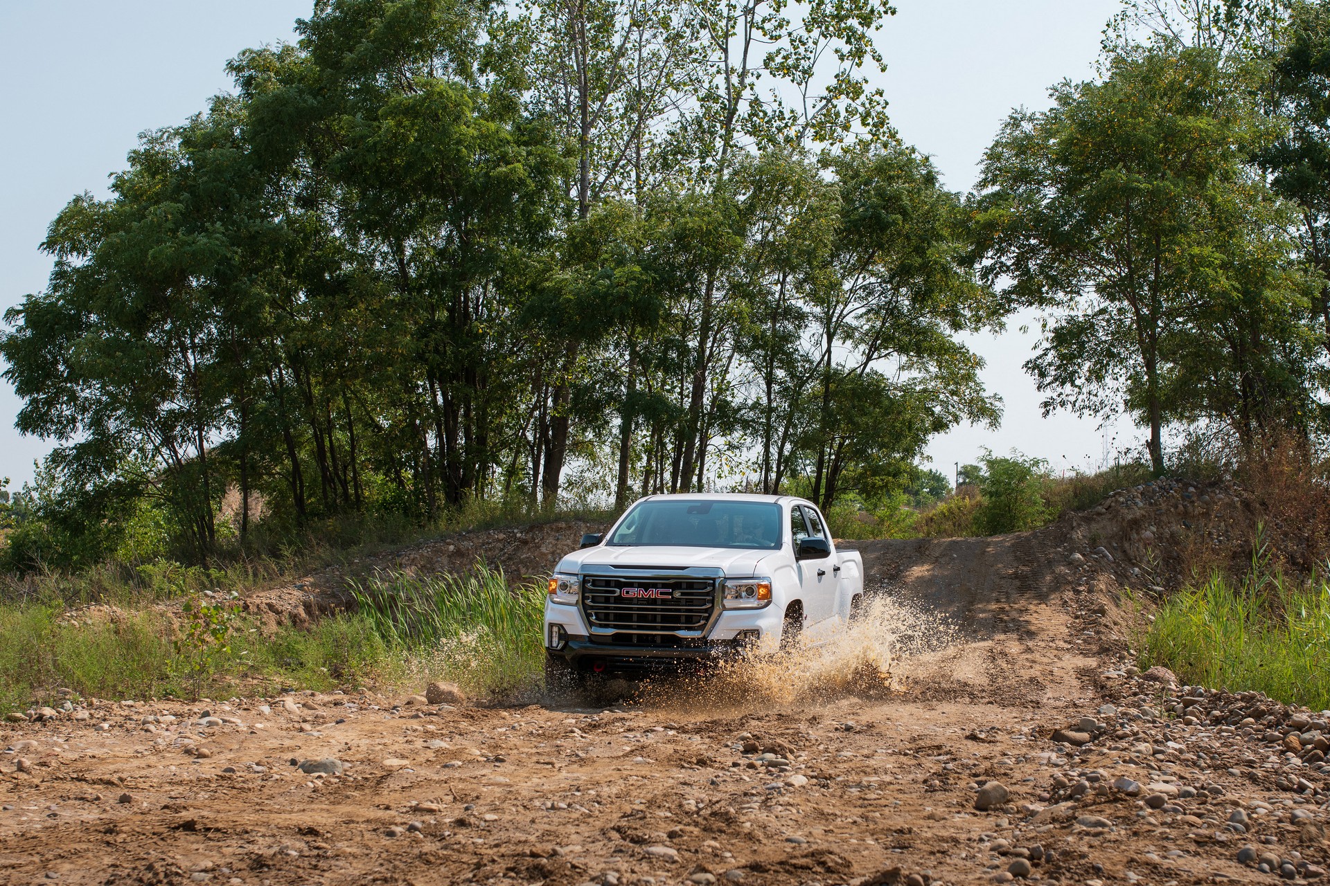 2021 GMC Canyon AT4 Off-Road Performance Edition Debuts With Extra Protection And Improved Capability