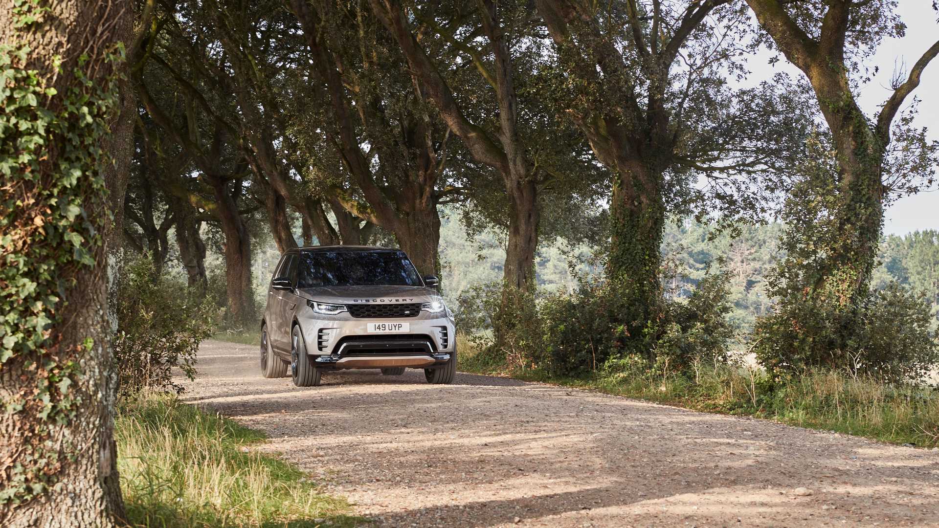 2021 Land Rover Discovery Bows With New Engines, Updated Looks Inside And Out