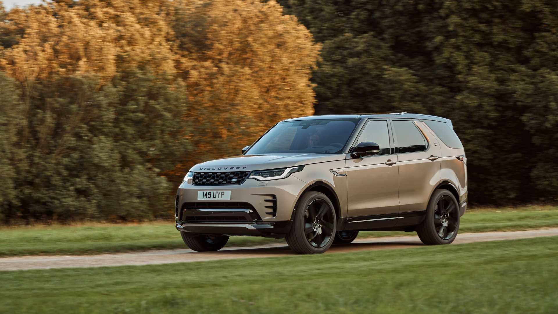 2021 Land Rover Discovery Bows With New Engines, Updated Looks Inside And Out