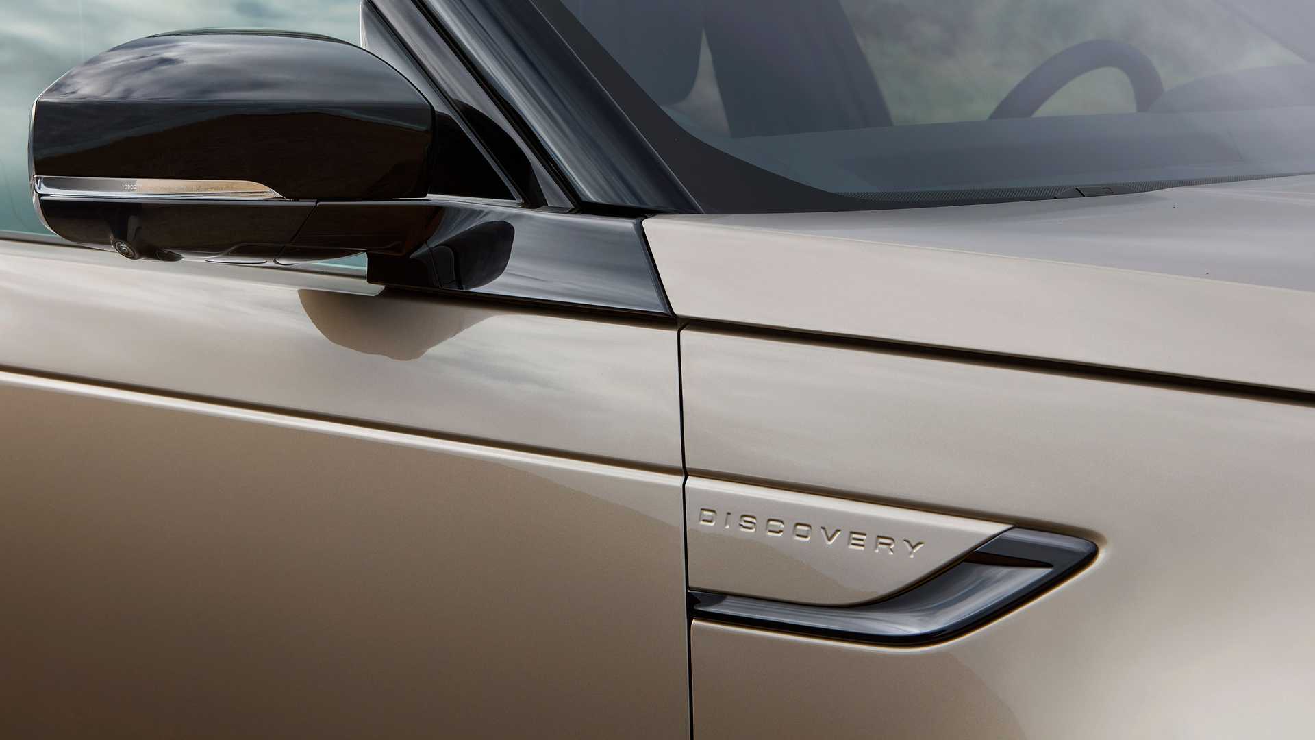 2021 Land Rover Discovery Bows With New Engines, Updated Looks Inside And Out