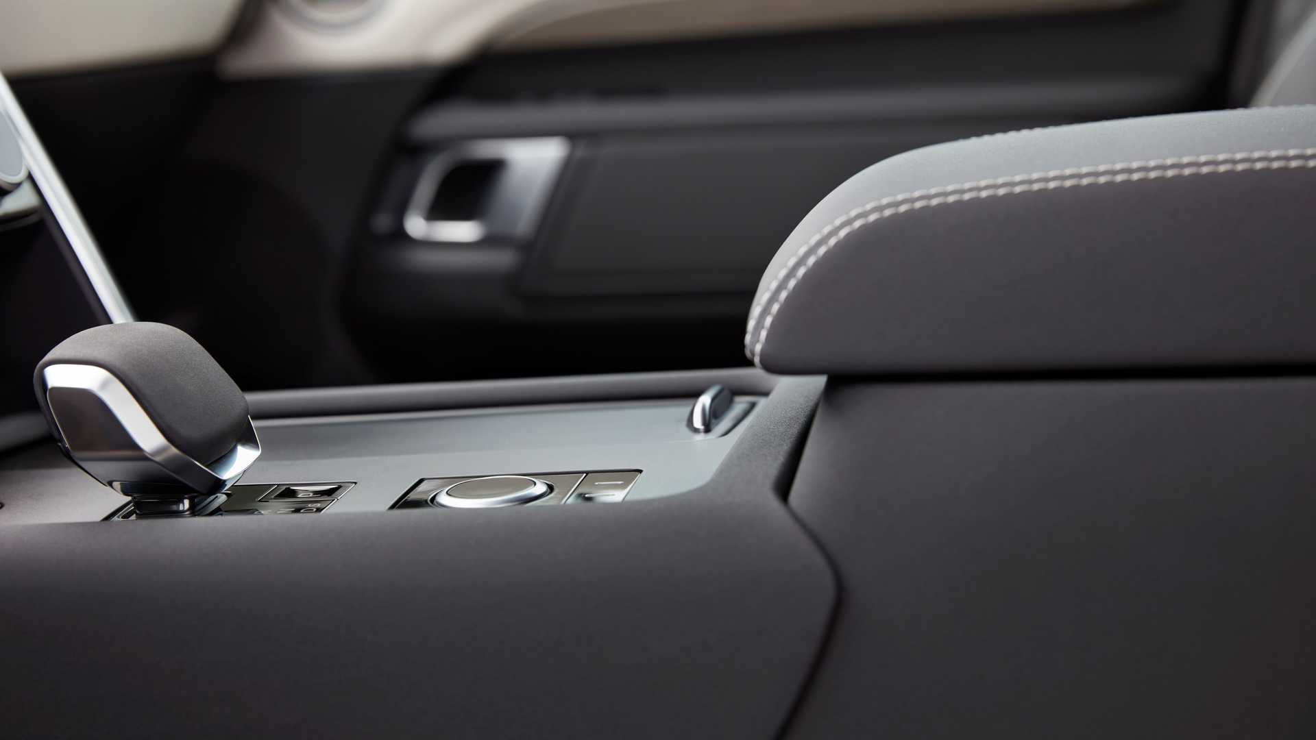 2021 Land Rover Discovery Bows With New Engines, Updated Looks Inside And Out