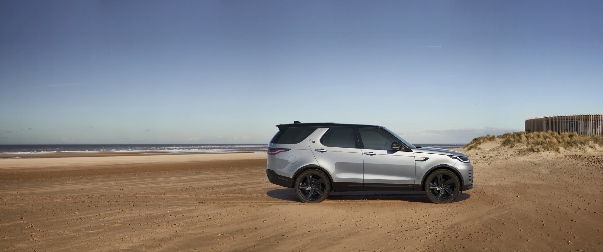 Europe’s 2021 Land Rover Discovery Adopts Mild Hybrid Six-Cylinder Engines, Modern Cabin Tech