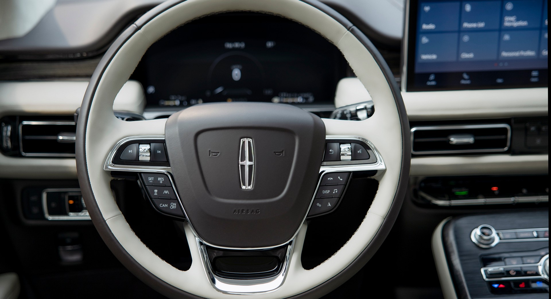 2021 Lincoln Nautilus Debuts With Luxurious Aviator-Inspired Interior