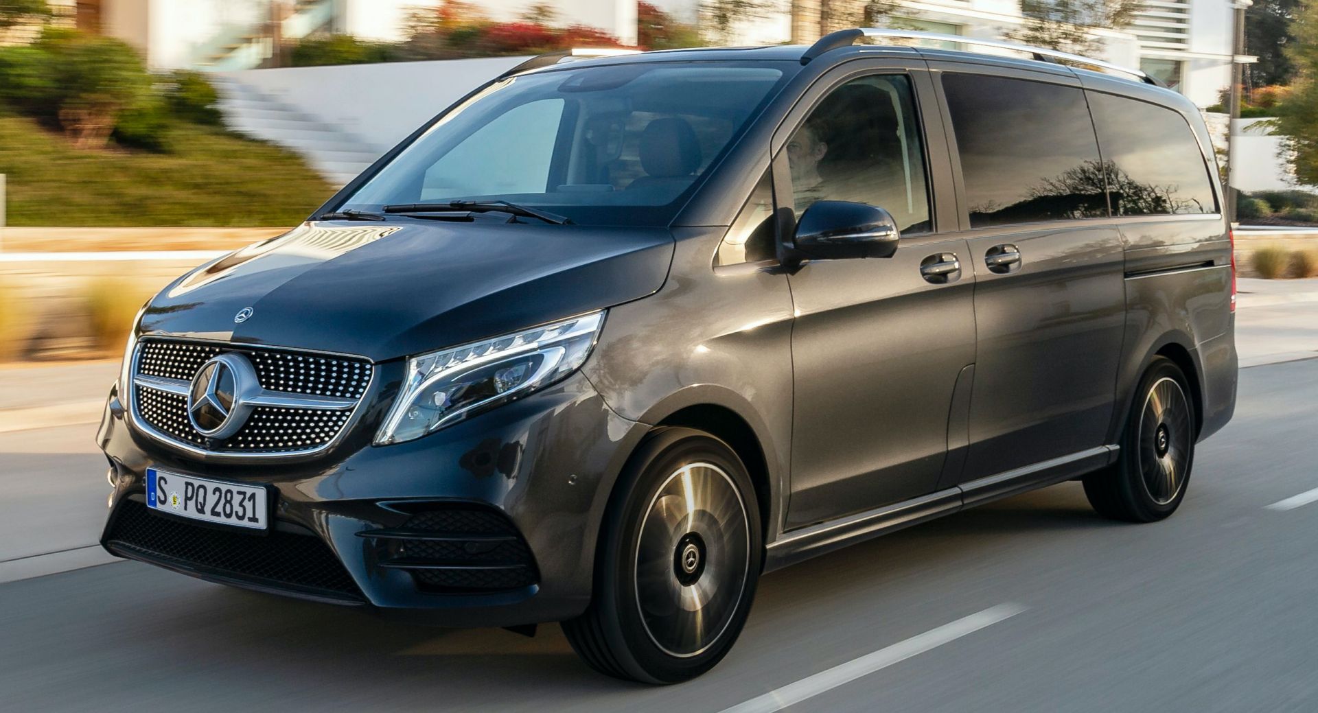 Mercedes Benz V Class Now Comfier Thanks To Airmatic Air Suspension Carscoops