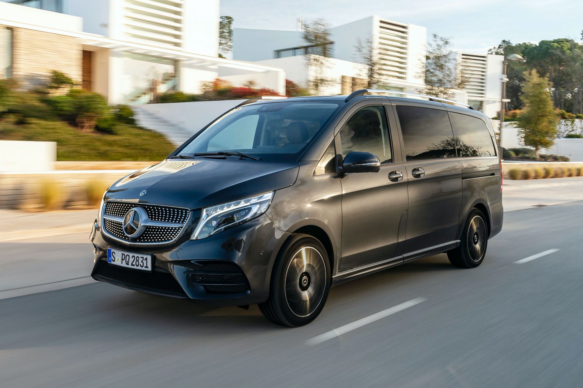 Mercedes-Benz V-Class Now Comfier Thanks To Airmatic Air Suspension