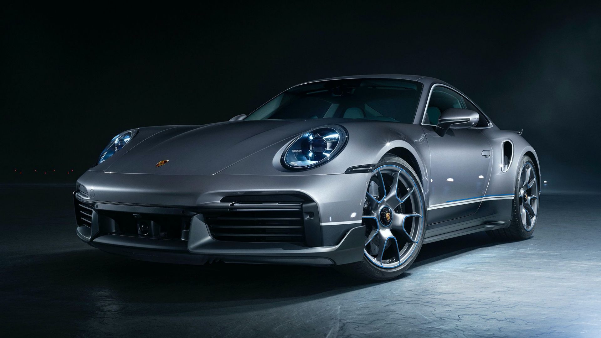 You Can Now Get A Matching Porsche 911 Turbo S For Your Embraer Private Jet