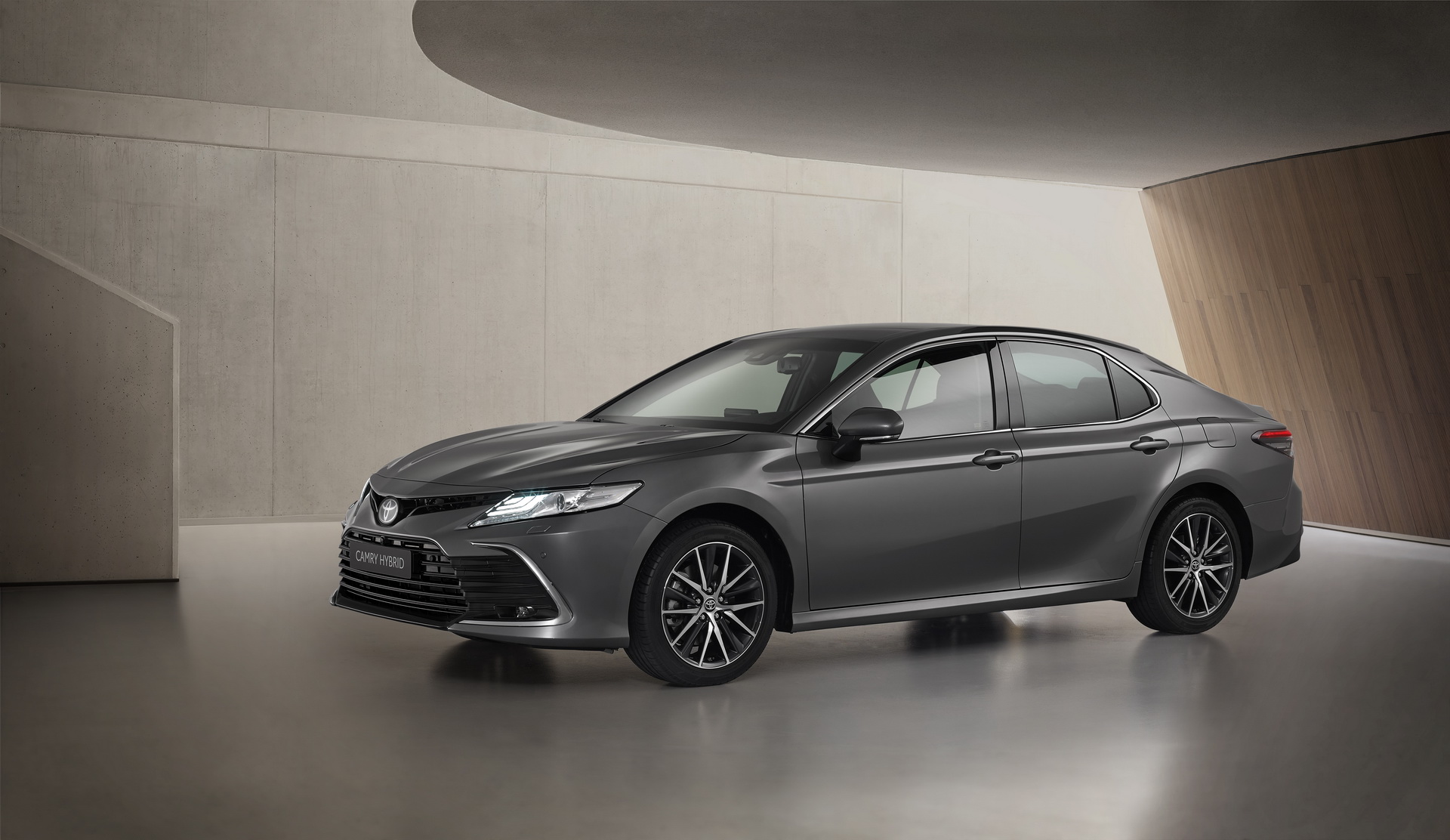 Europe’s 2021 Toyota Camry Hybrid Receives Restyled Front End And New Infotainment