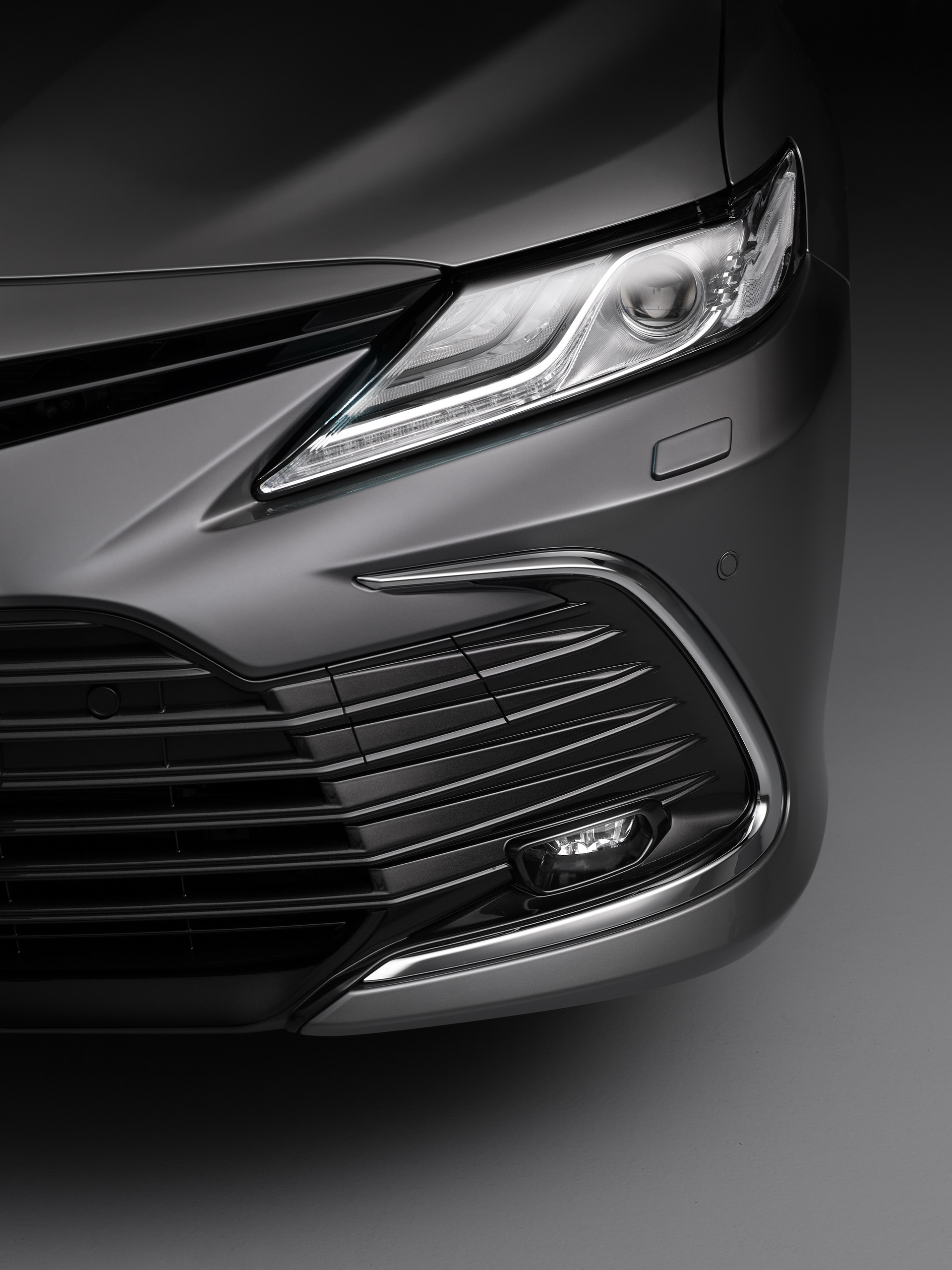 Europe’s 2021 Toyota Camry Hybrid Receives Restyled Front End And New Infotainment