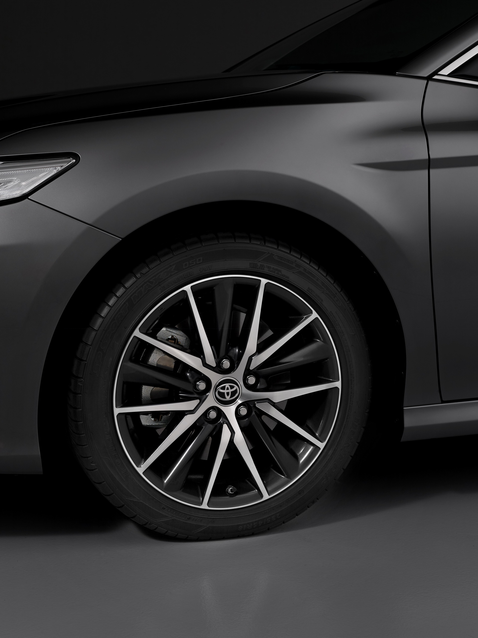 Europe’s 2021 Toyota Camry Hybrid Receives Restyled Front End And New Infotainment