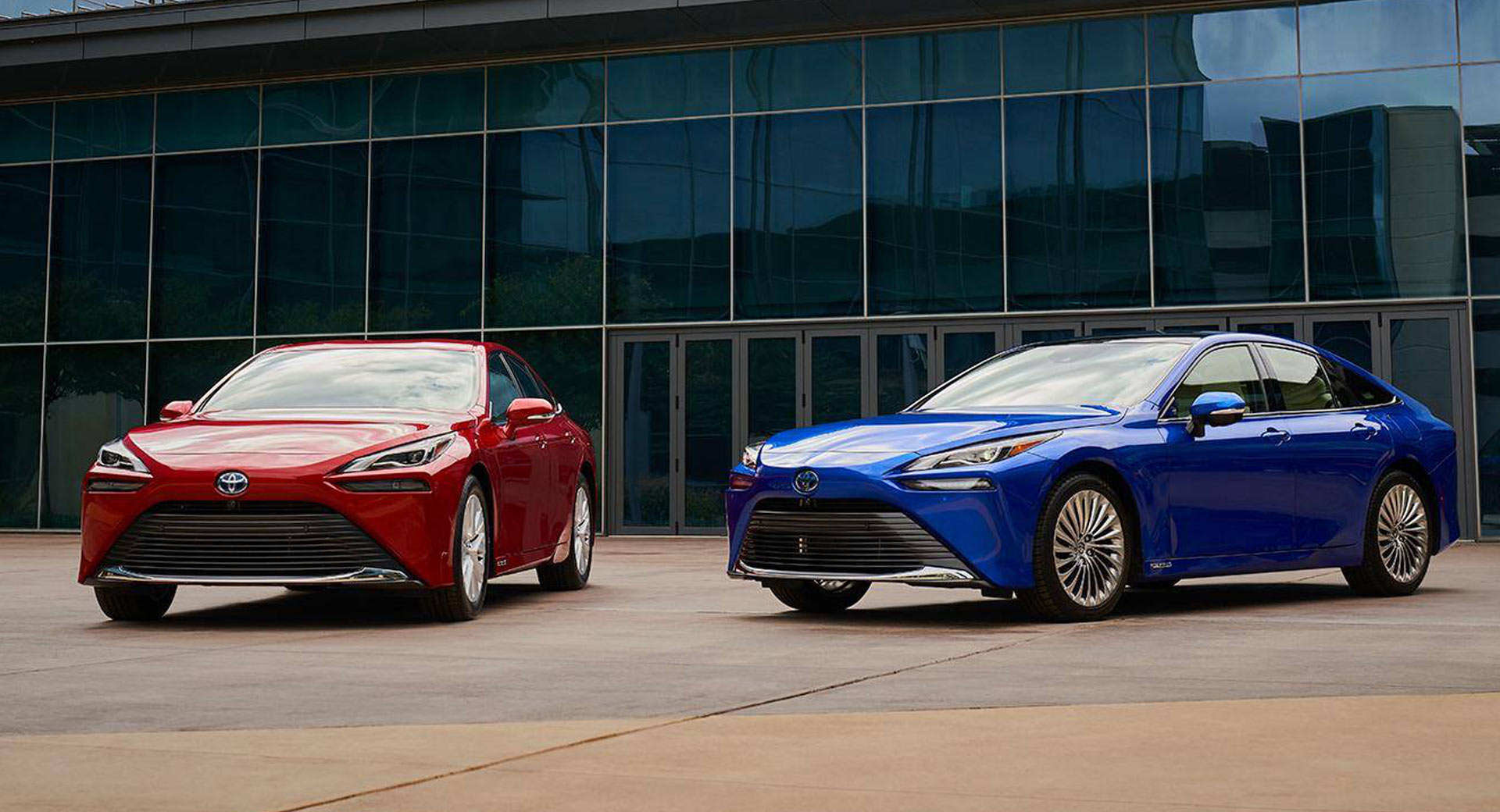 2021 Toyota Mirai FCV Revealed, Features Rear-Wheel Drive And 180 HP