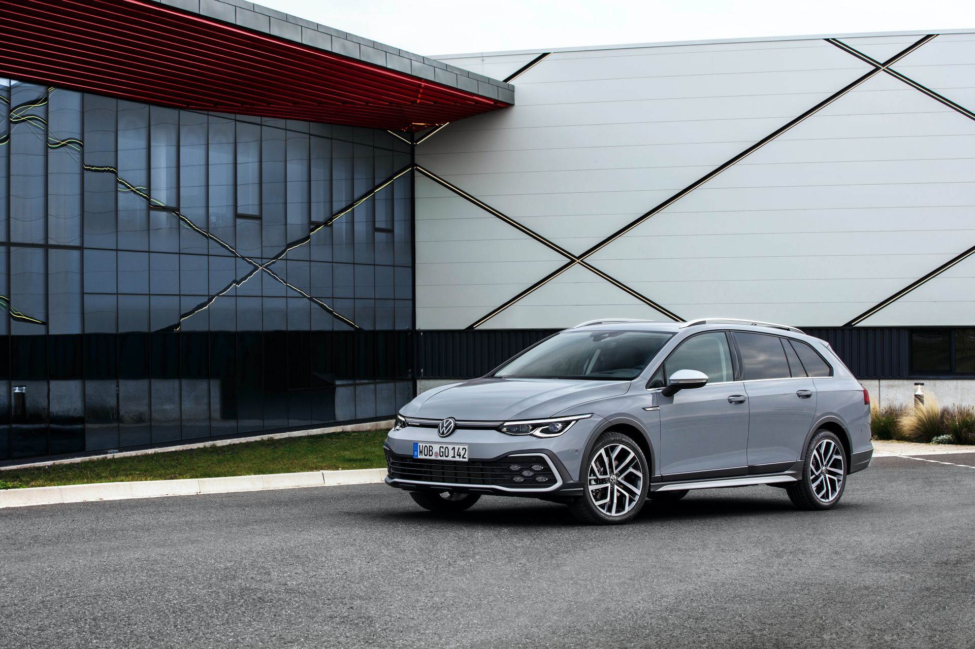 VW Details 2021 Golf Variant And Golf Alltrack Wagons, The Golfs For Families