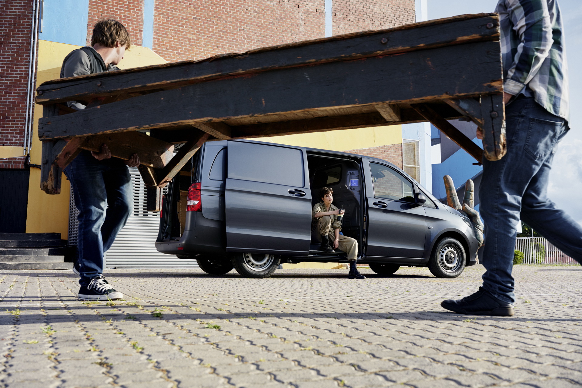 2021 Mercedes-Benz Metris Gains Revised Looks And New Gear