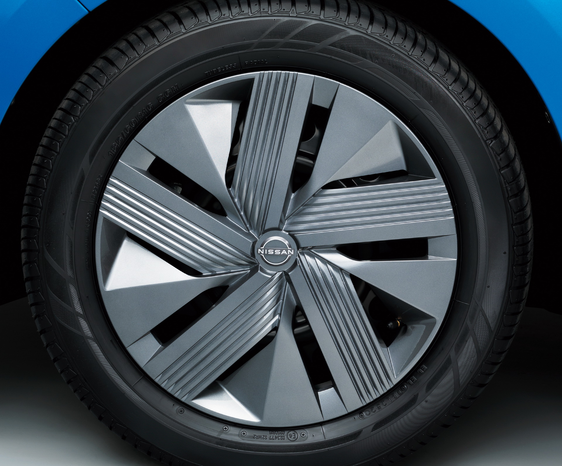 All-New 2021 Nissan Note Unveiled In Japan With Electrified Powertrain