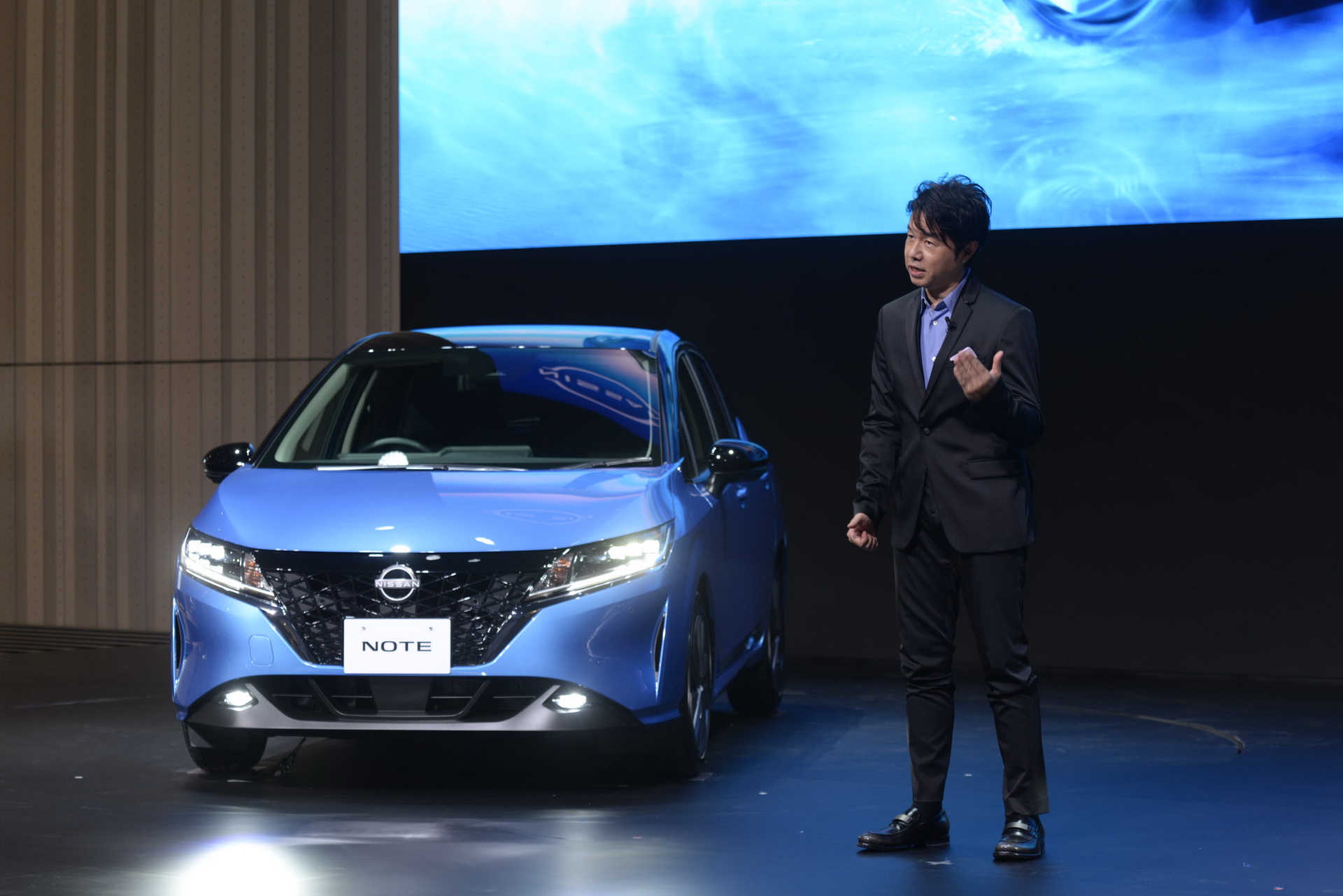 All-New 2021 Nissan Note Unveiled In Japan With Electrified Powertrain