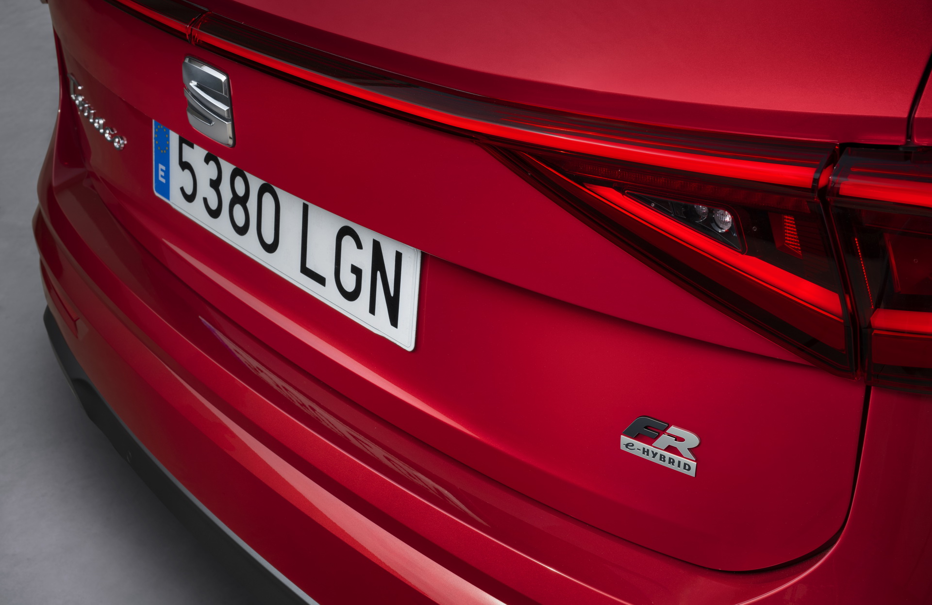 Seat Tarraco e-Hybrid PHEV Enters Production One Year After Being Shown