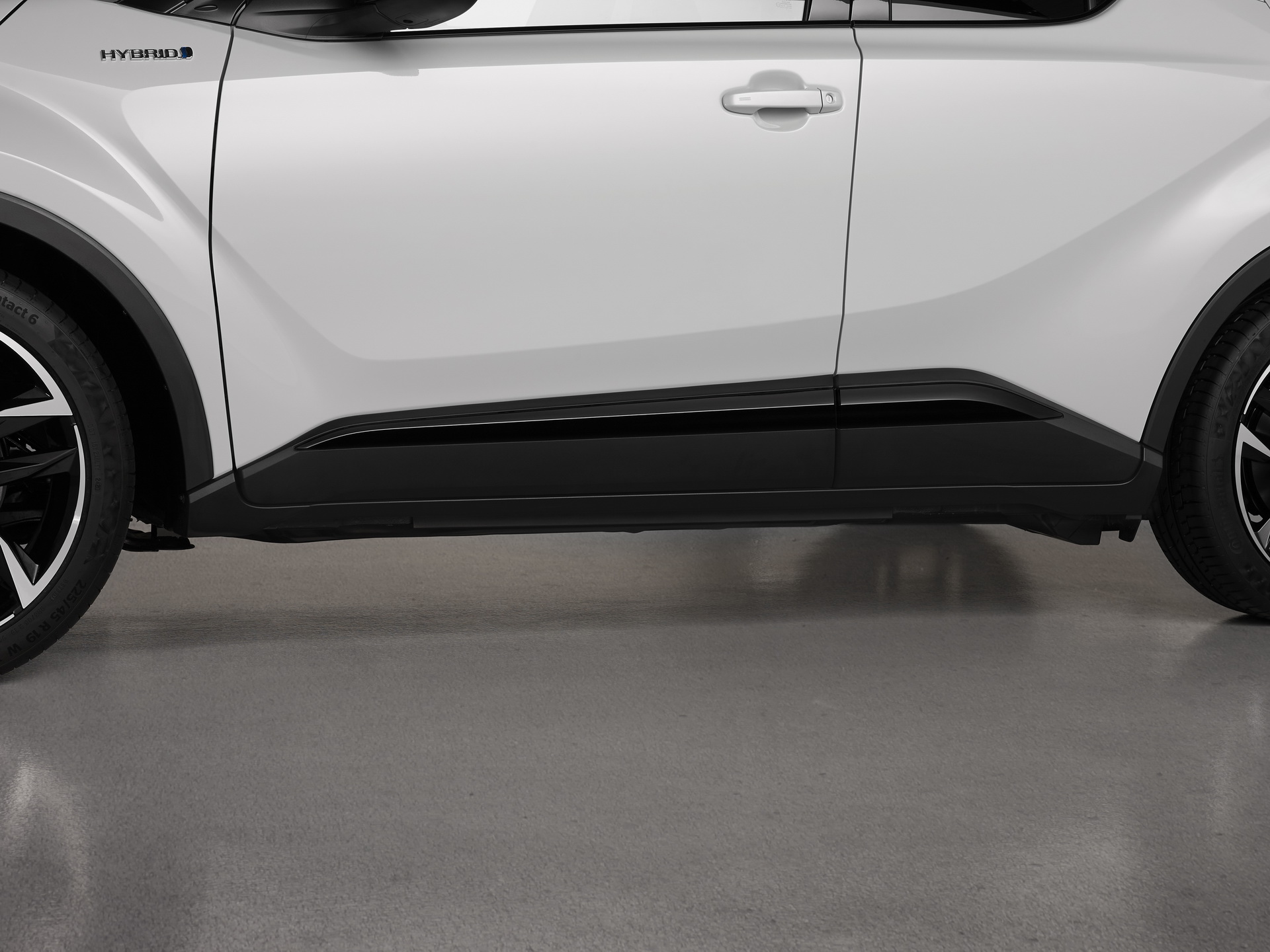 2021 Toyota C-HR Gets New GR Sport Grade In Europe