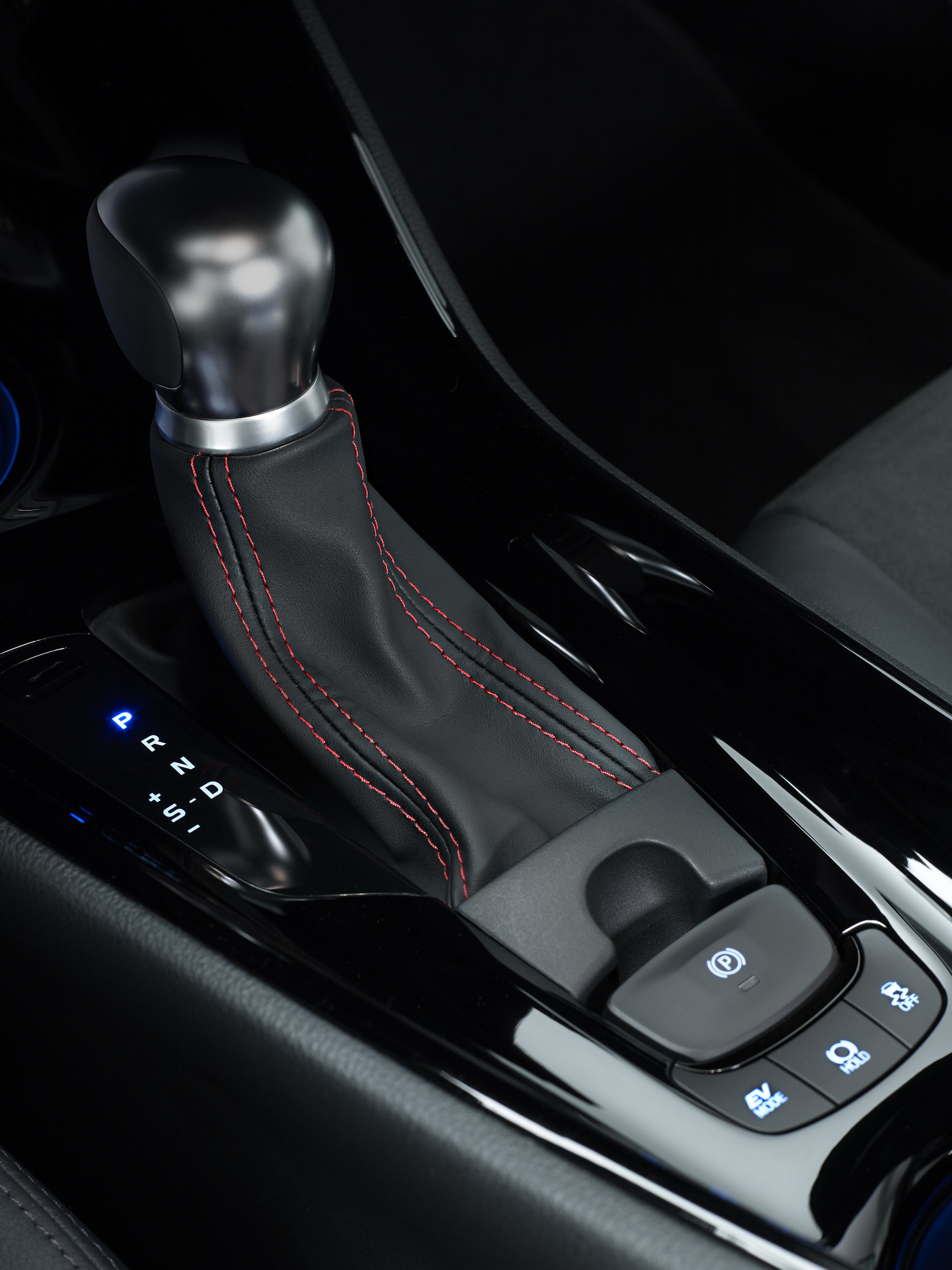 2021 Toyota C-HR Gets New GR Sport Grade In Europe