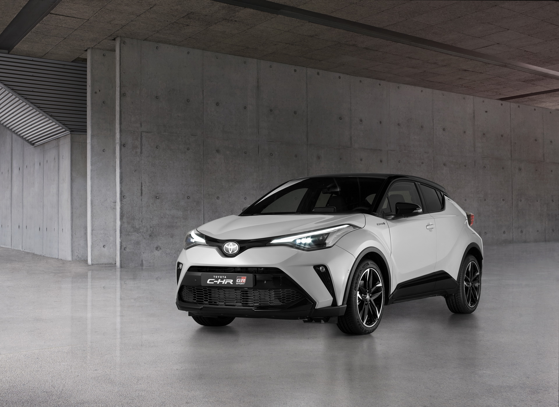 2021 Toyota C-HR Gets New GR Sport Grade In Europe