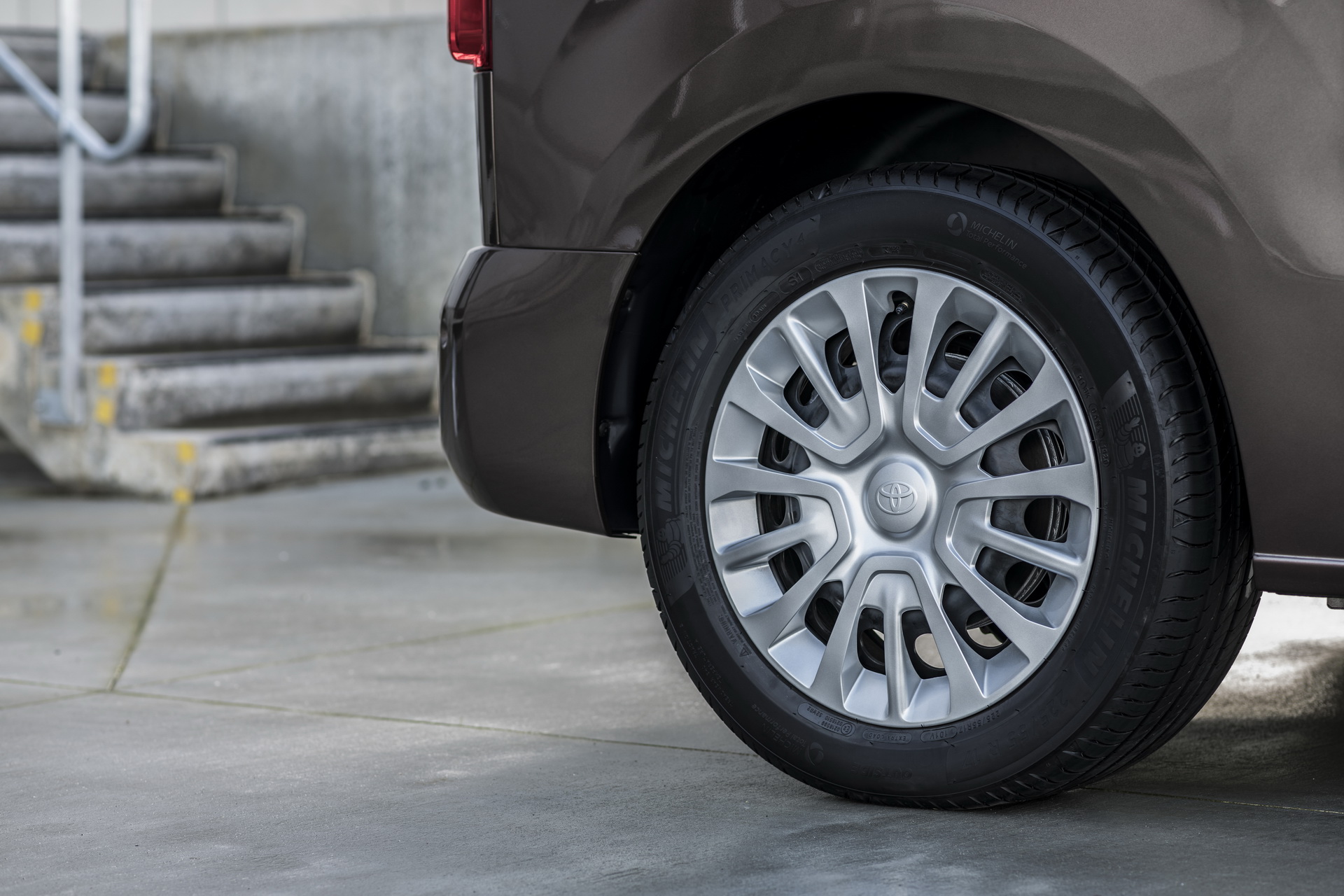 2021 Toyota Proace Verso Joins The Electric Crowd With 330Km/205Mi Range