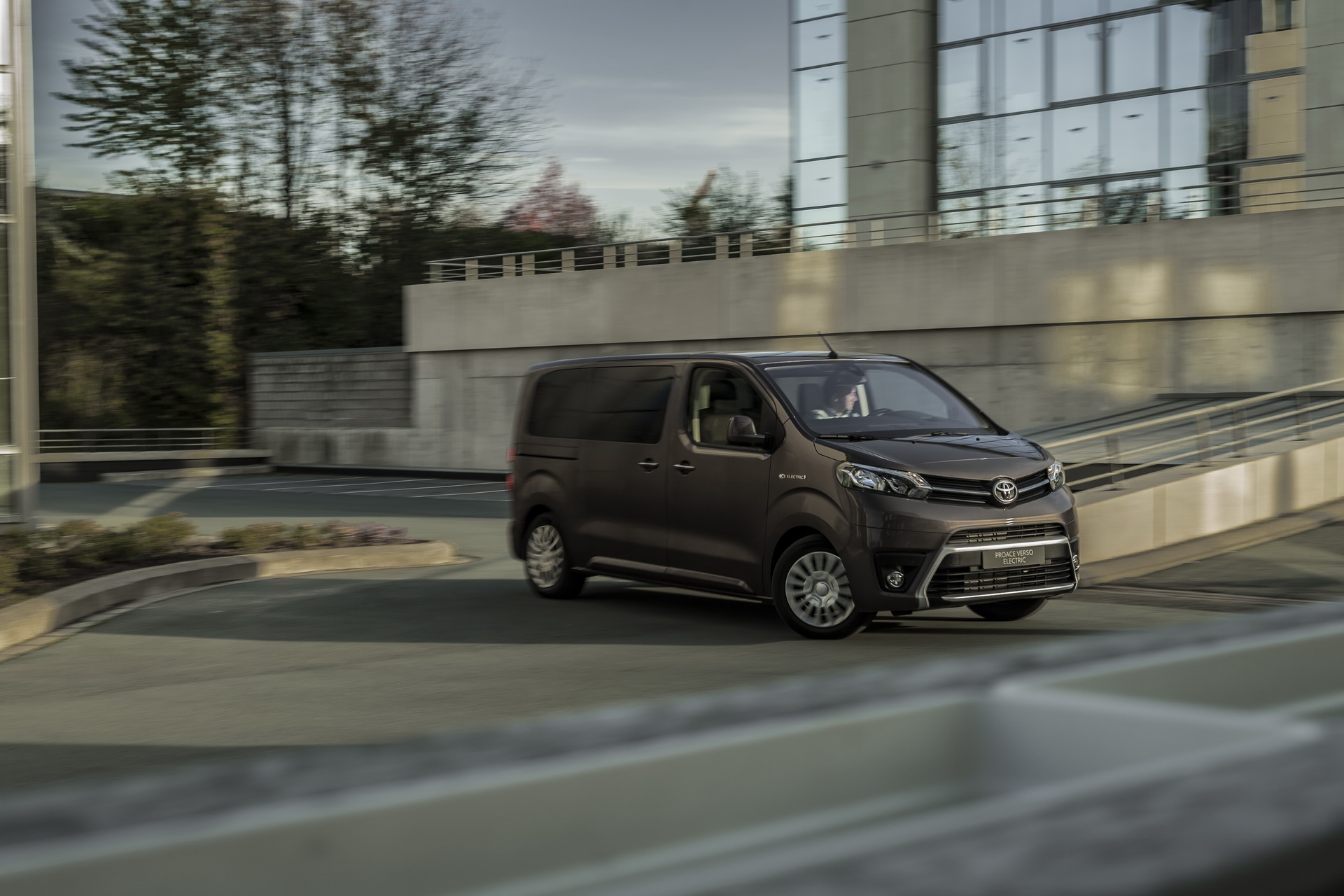 2021 Toyota Proace Verso Joins The Electric Crowd With 330Km/205Mi Range