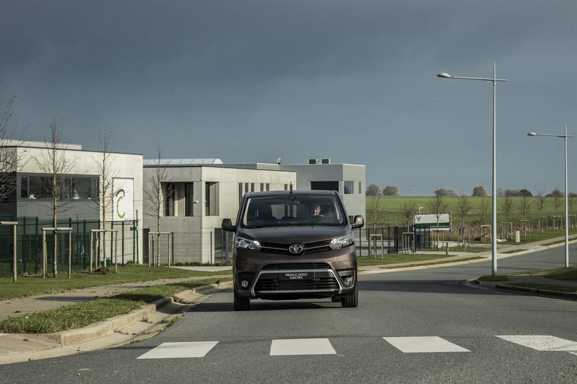 2021 Toyota Proace Verso Joins The Electric Crowd With 330Km/205Mi Range