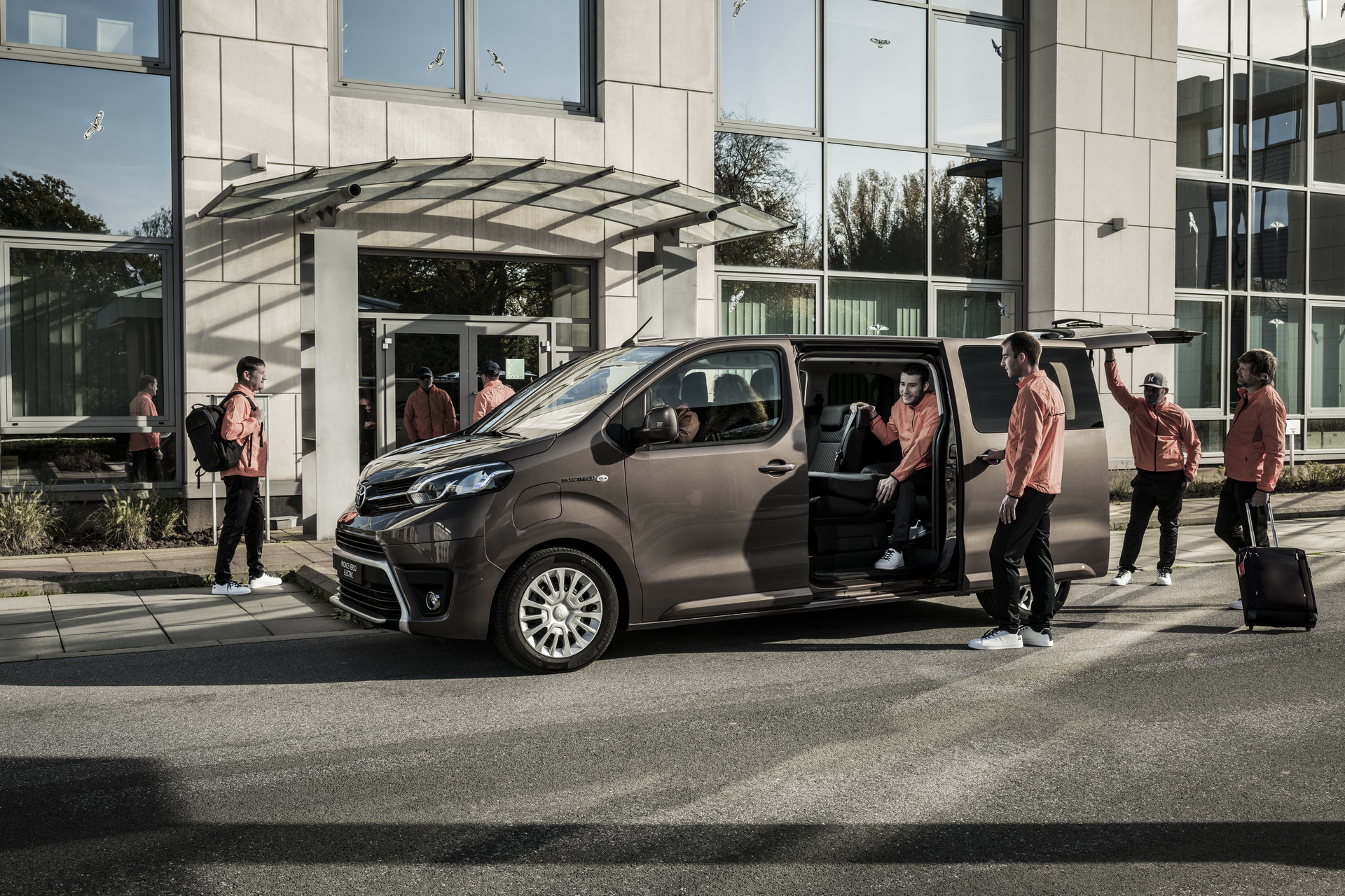 2021 Toyota Proace Verso Joins The Electric Crowd With 330Km/205Mi Range