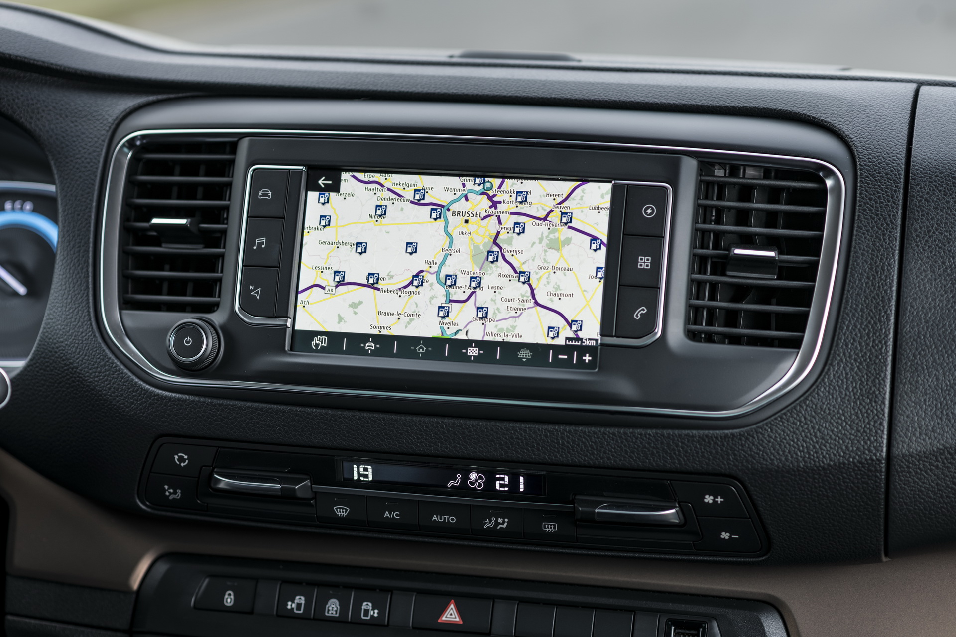 2021 Toyota Proace Verso Joins The Electric Crowd With 330Km/205Mi Range