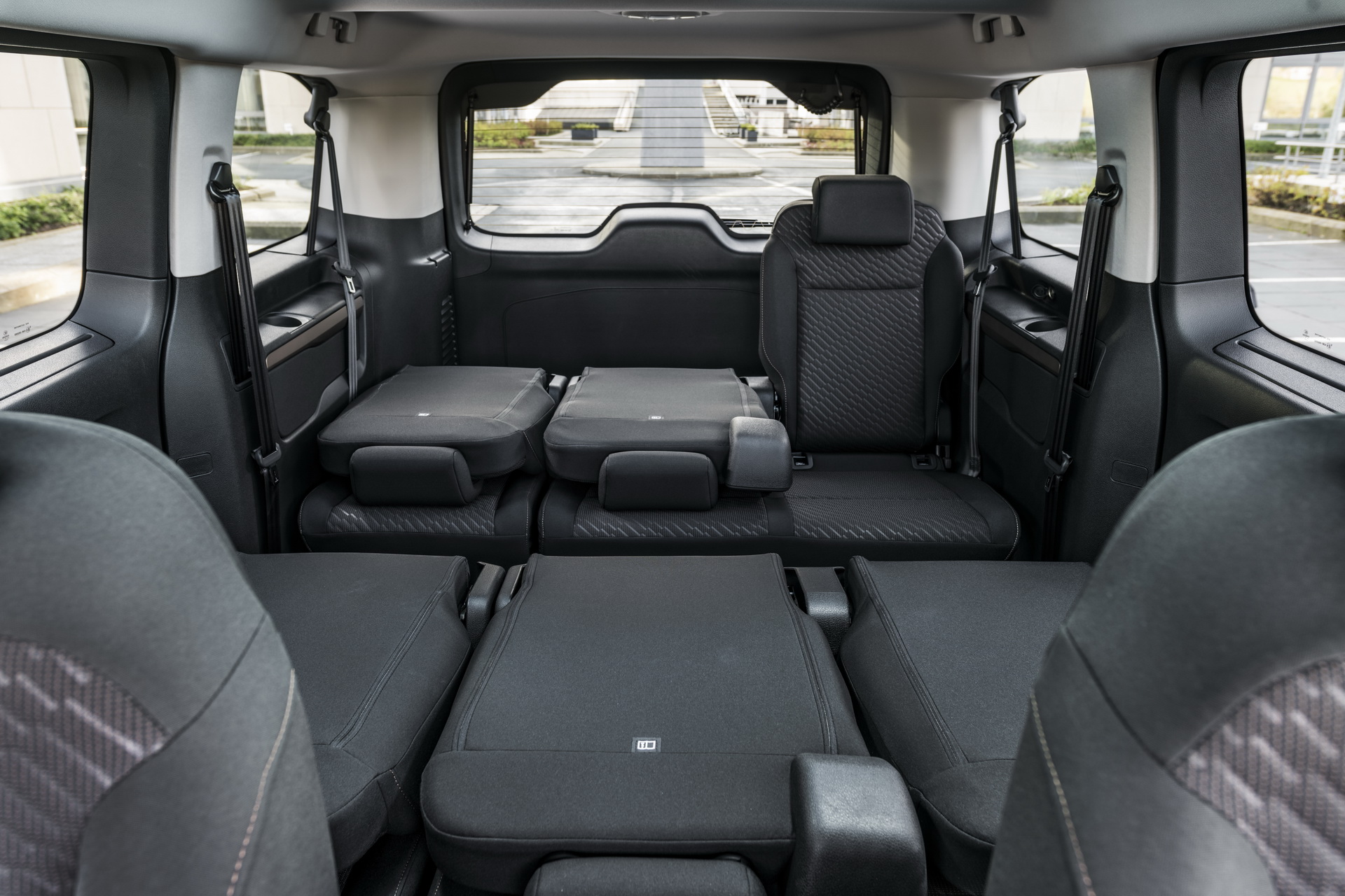 2021 Toyota Proace Verso Joins The Electric Crowd With 330Km/205Mi Range