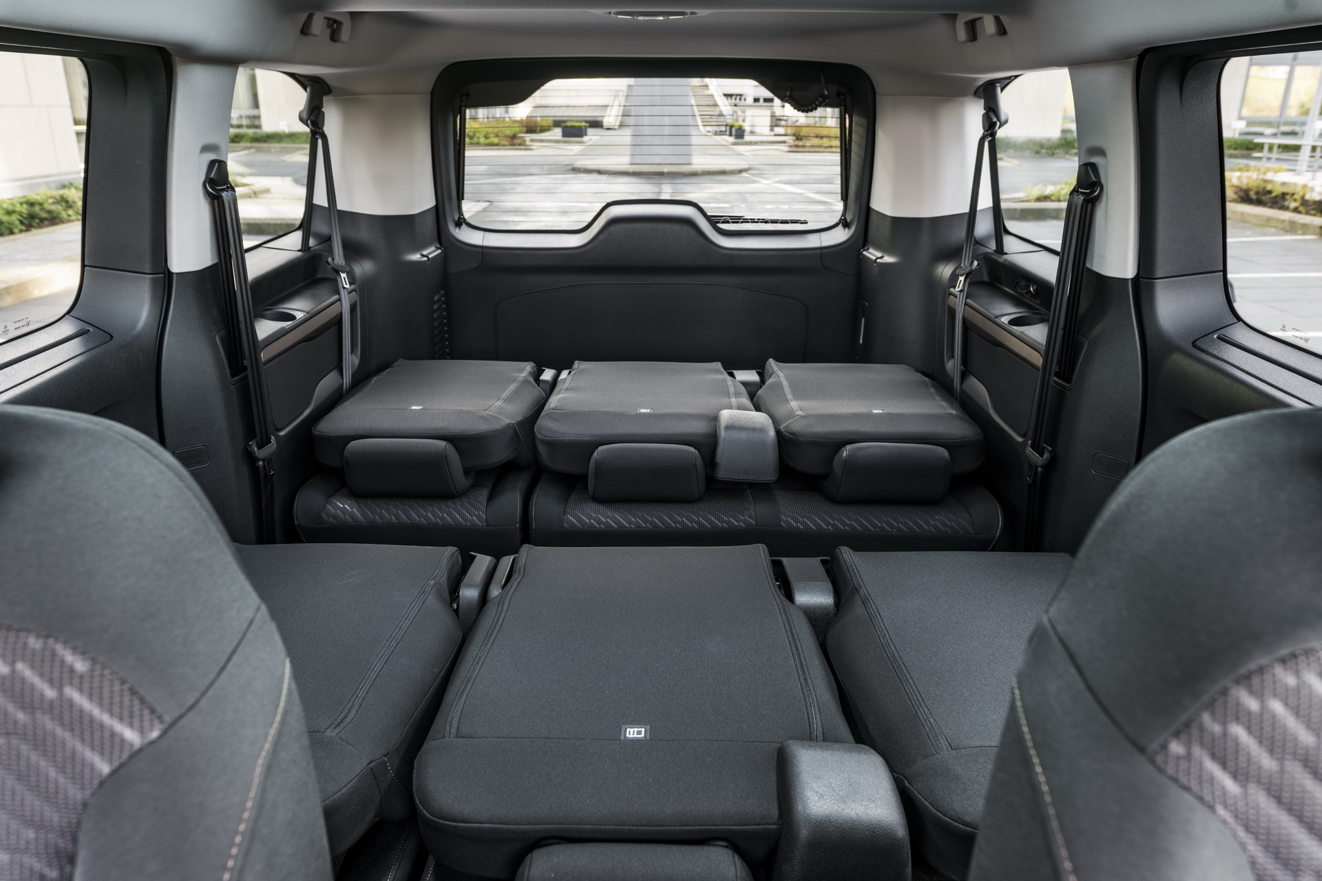 2021 Toyota Proace Verso Joins The Electric Crowd With 330Km/205Mi Range