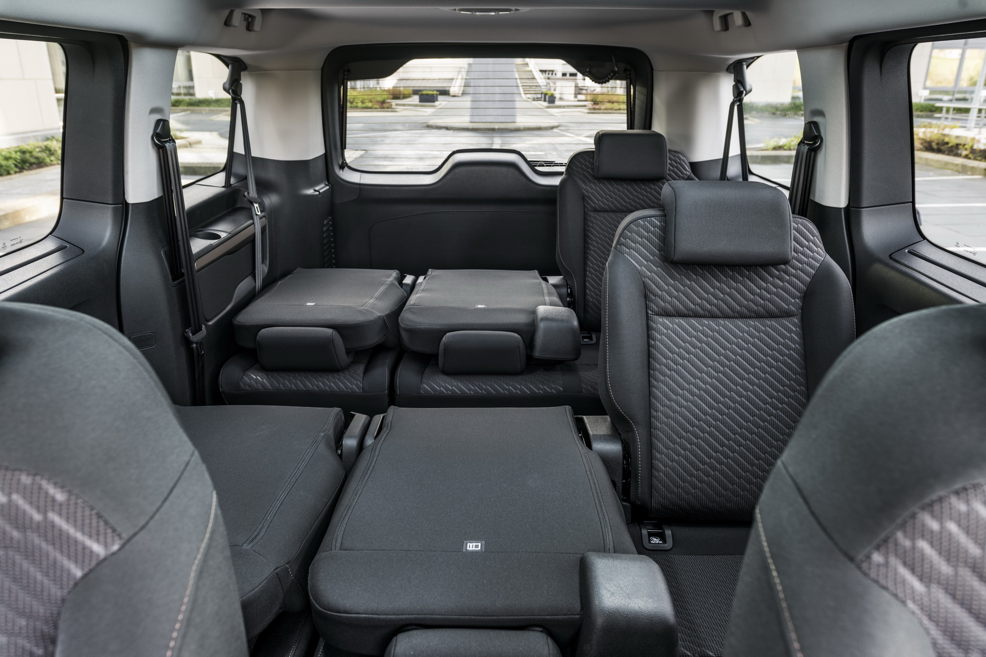 2021 Toyota Proace Verso Joins The Electric Crowd With 330Km/205Mi Range