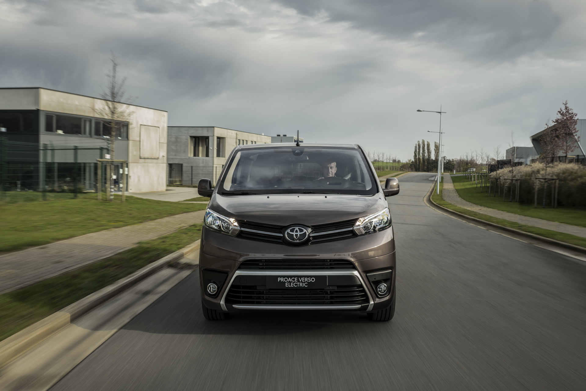 2021 Toyota Proace Verso Joins The Electric Crowd With 330Km/205Mi Range