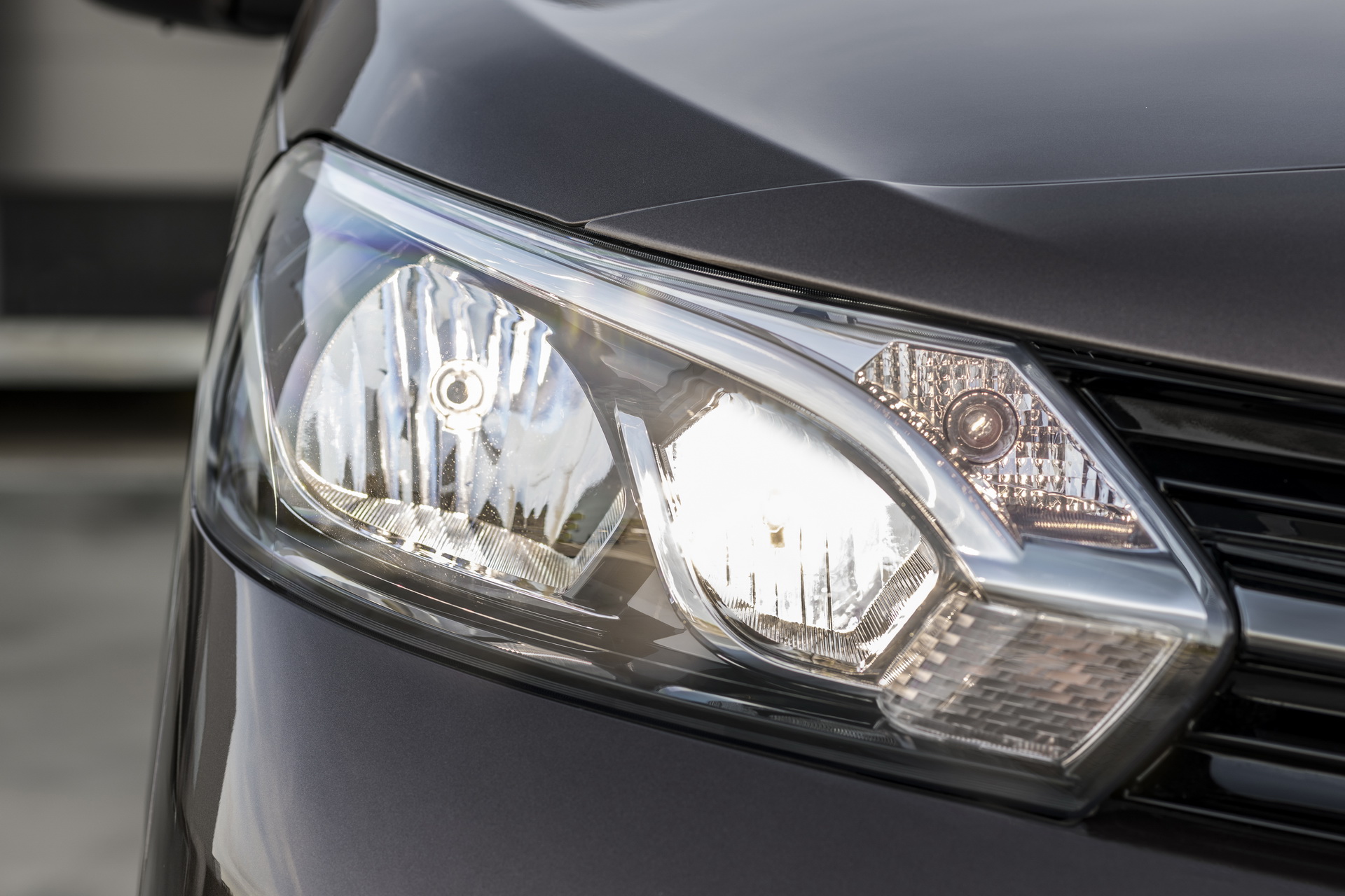 2021 Toyota Proace Verso Joins The Electric Crowd With 330Km/205Mi Range