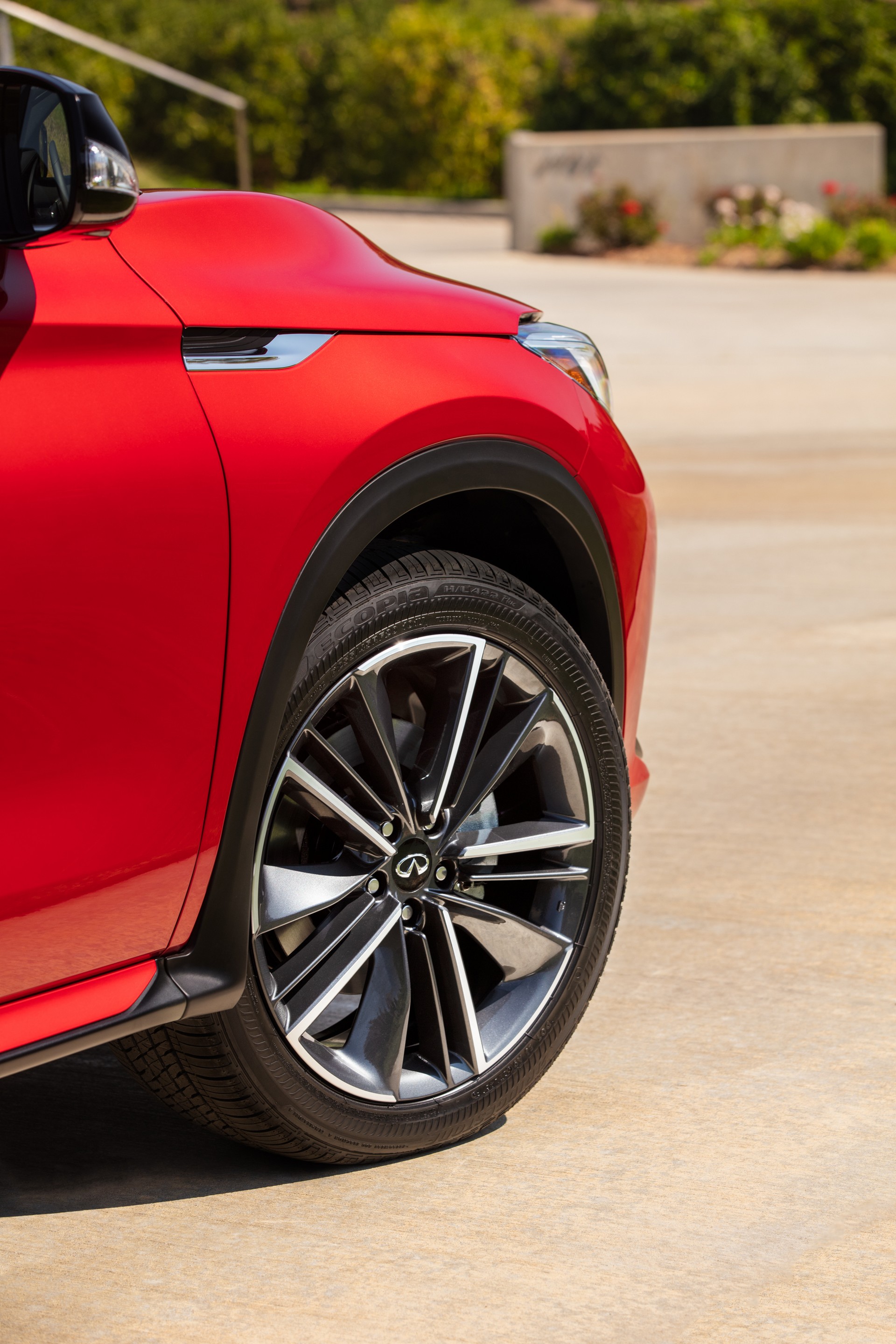 Prefer A Coupe-Like Roofline? 2022 Infiniti QX55 Will Cost You $3,000 To $5,000 More Than Equivalent QX50s