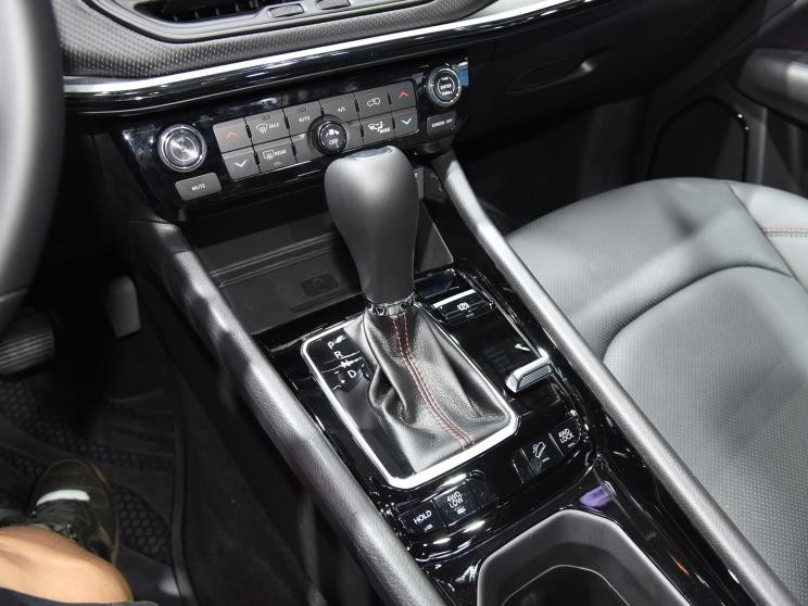 2022 Jeep Compass Debuts With New Looks And A More Luxurious Interior