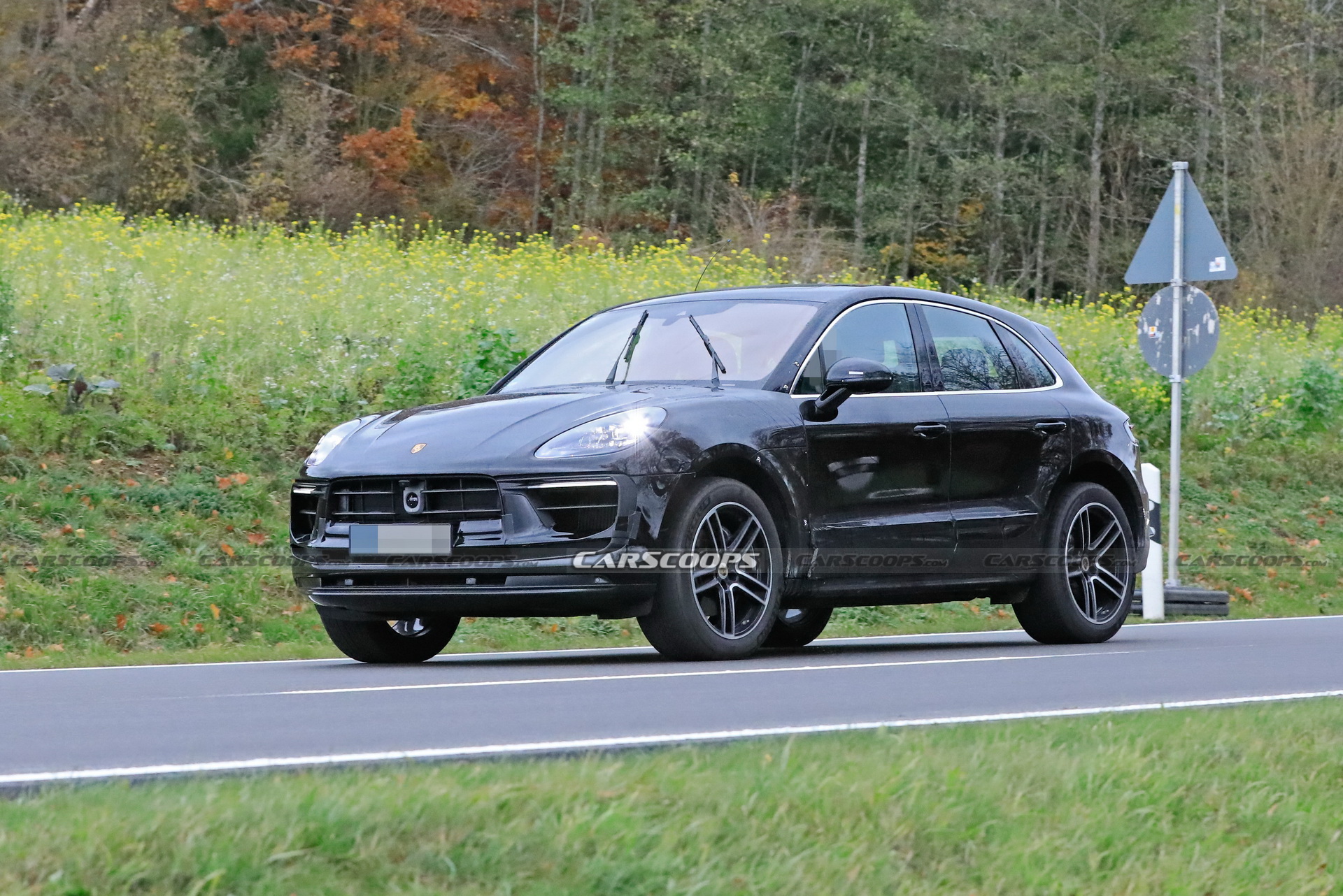 2022 Porsche Macan Gets Another Facelift To Keep EV Sibling Company