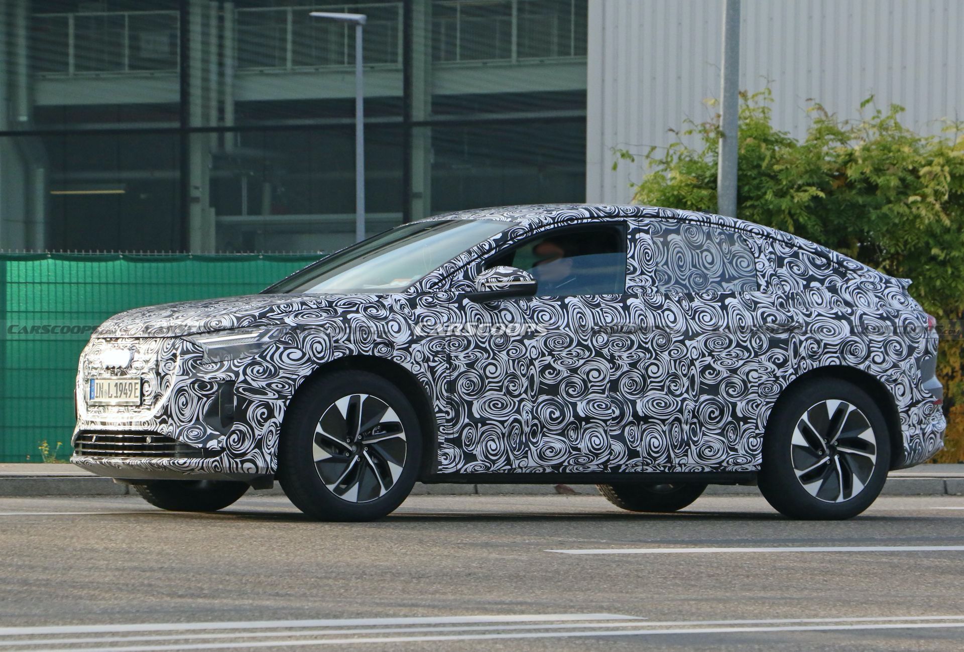 Here’s Another Look At Audi’s Q4 e-tron And Q4 e-tron Sportback Electric Crossovers