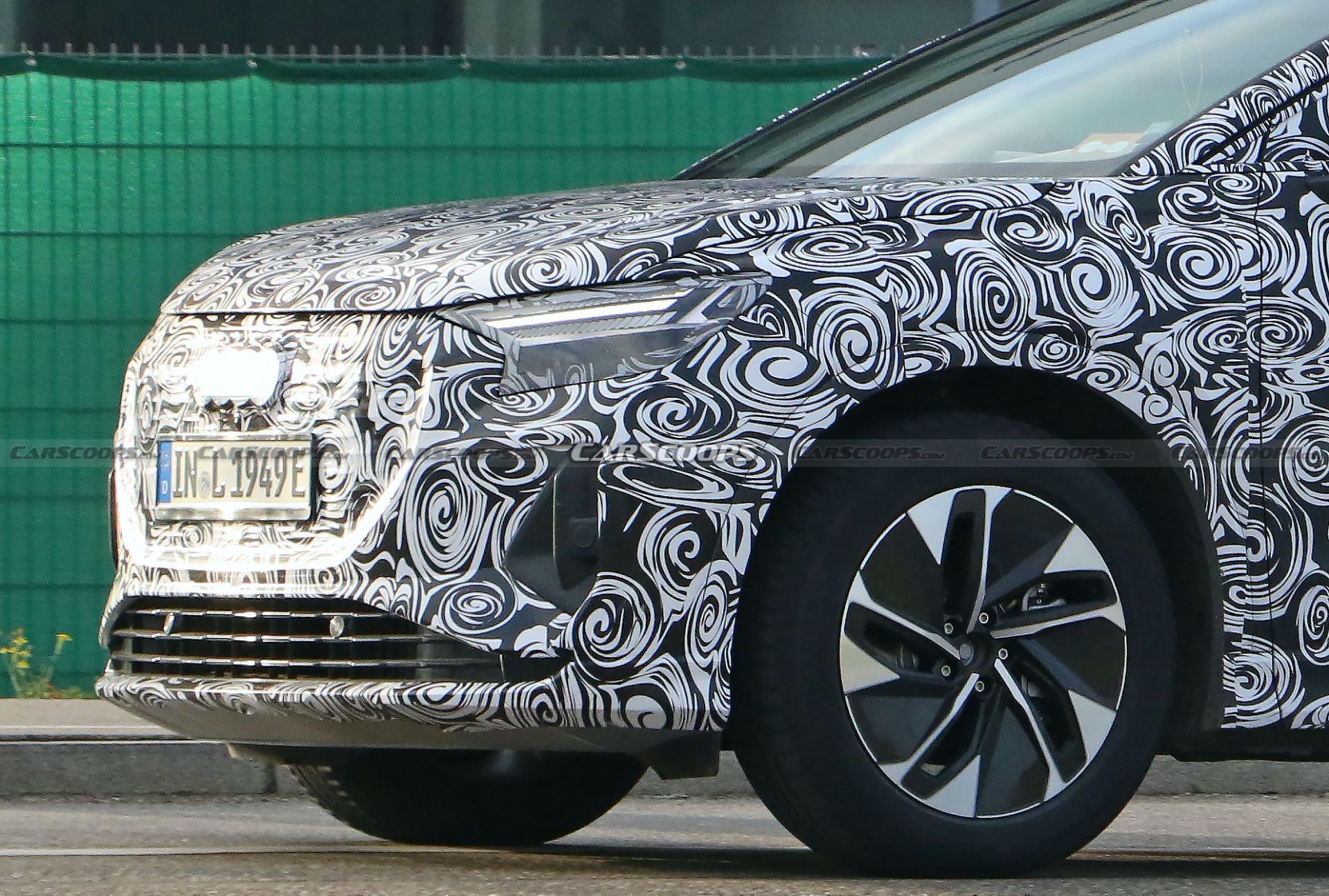 Here’s Another Look At Audi’s Q4 e-tron And Q4 e-tron Sportback Electric Crossovers