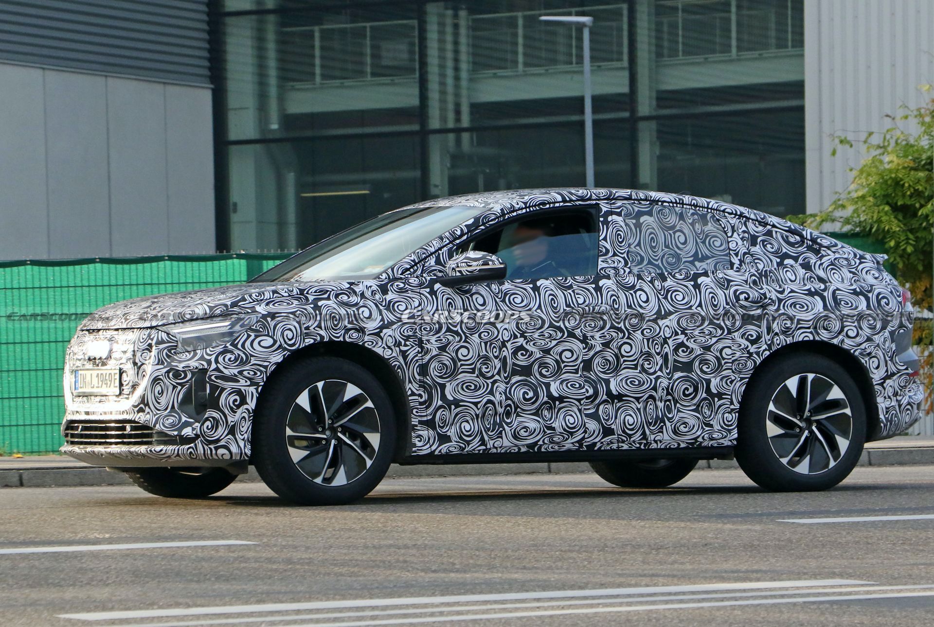 Here’s Another Look At Audi’s Q4 e-tron And Q4 e-tron Sportback Electric Crossovers