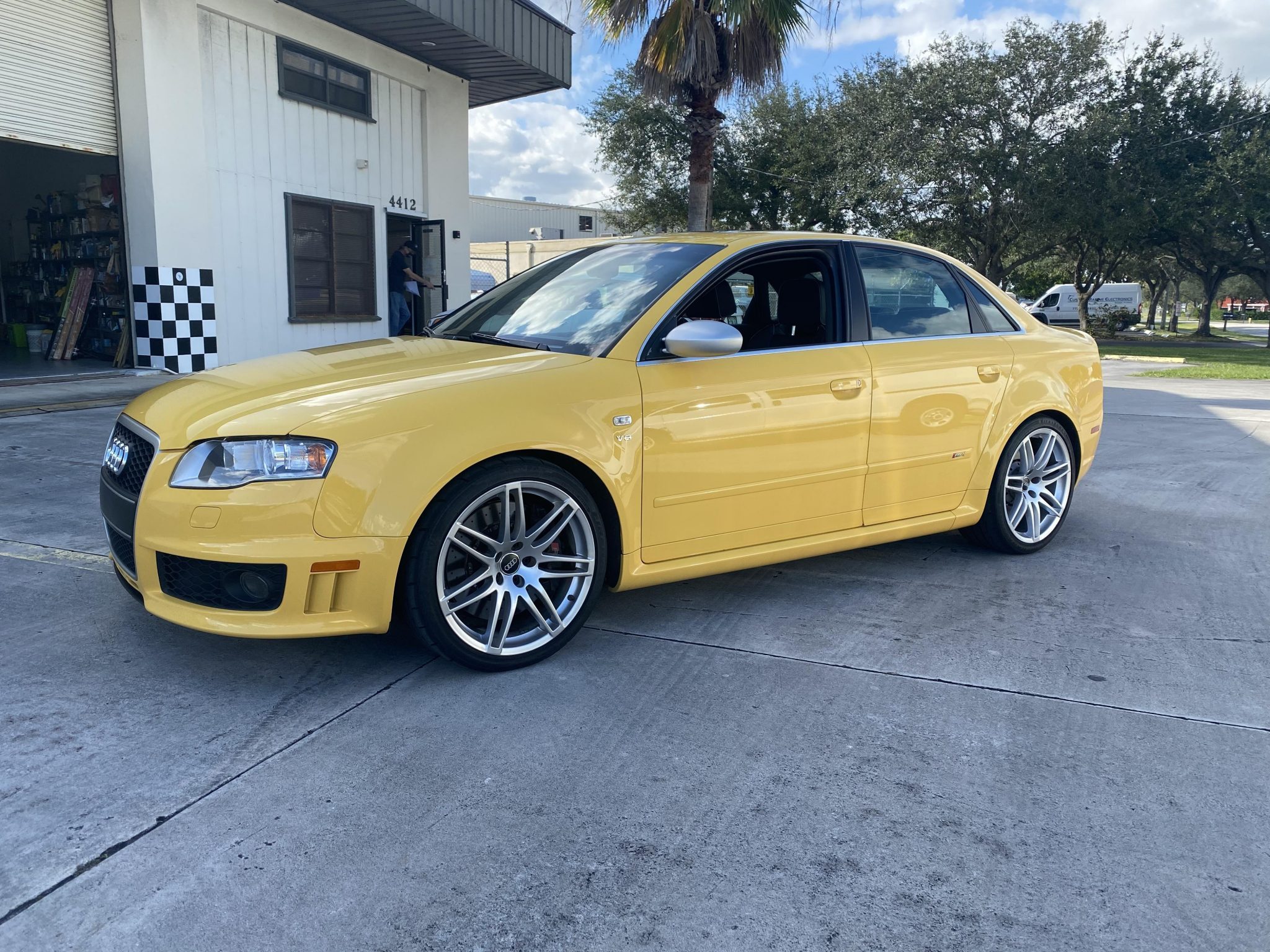 Care For A 2007 Audi RS4 Finished In Imola Yellow?