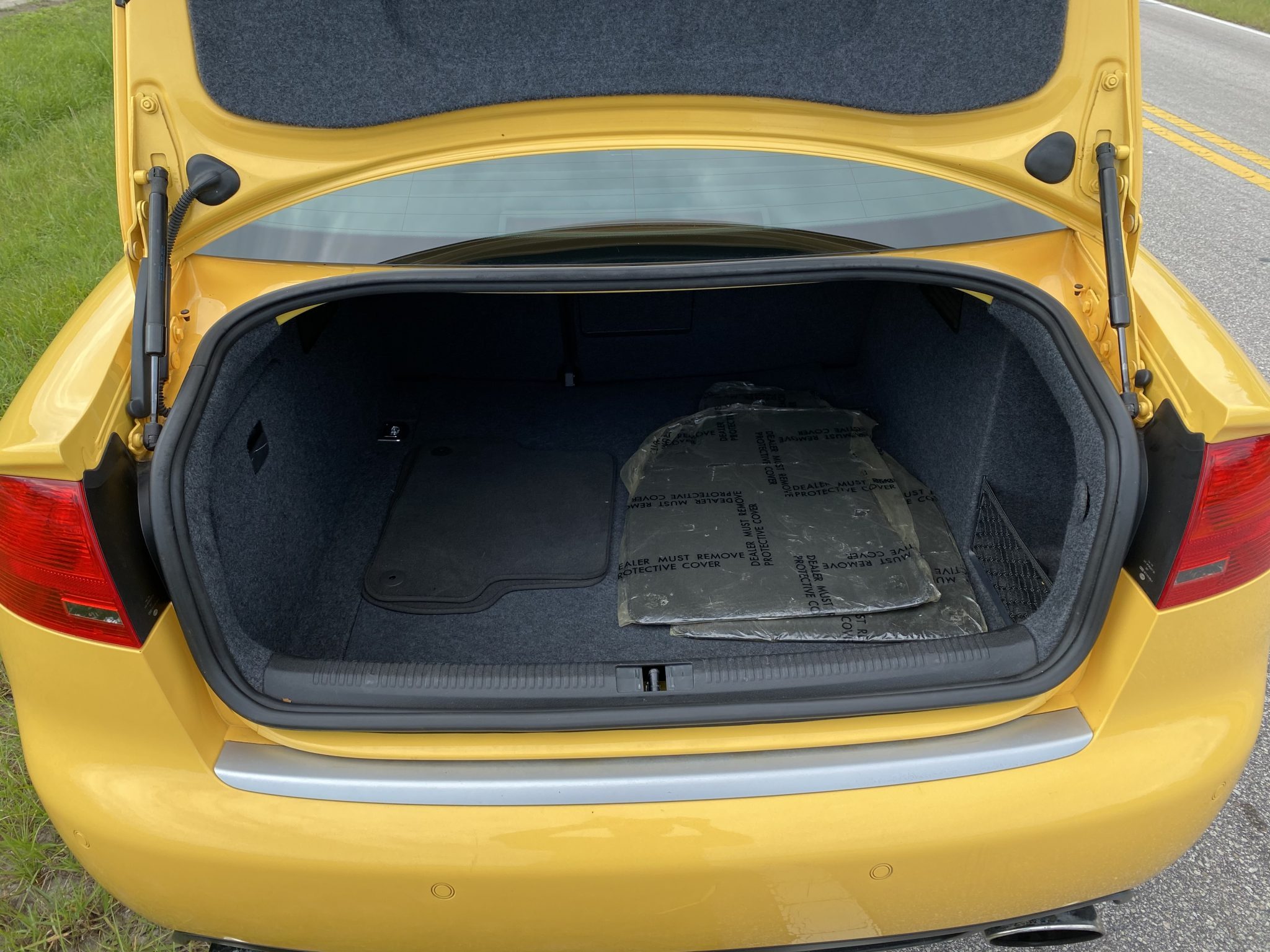 Care For A 2007 Audi RS4 Finished In Imola Yellow?