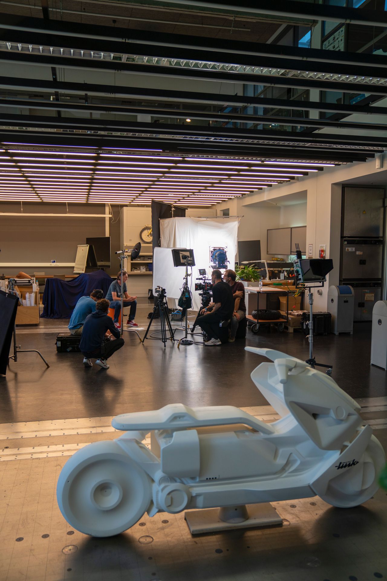 BMW Motorrad Definition CE 04 Is Probably The Coolest Electric Scooter Yet