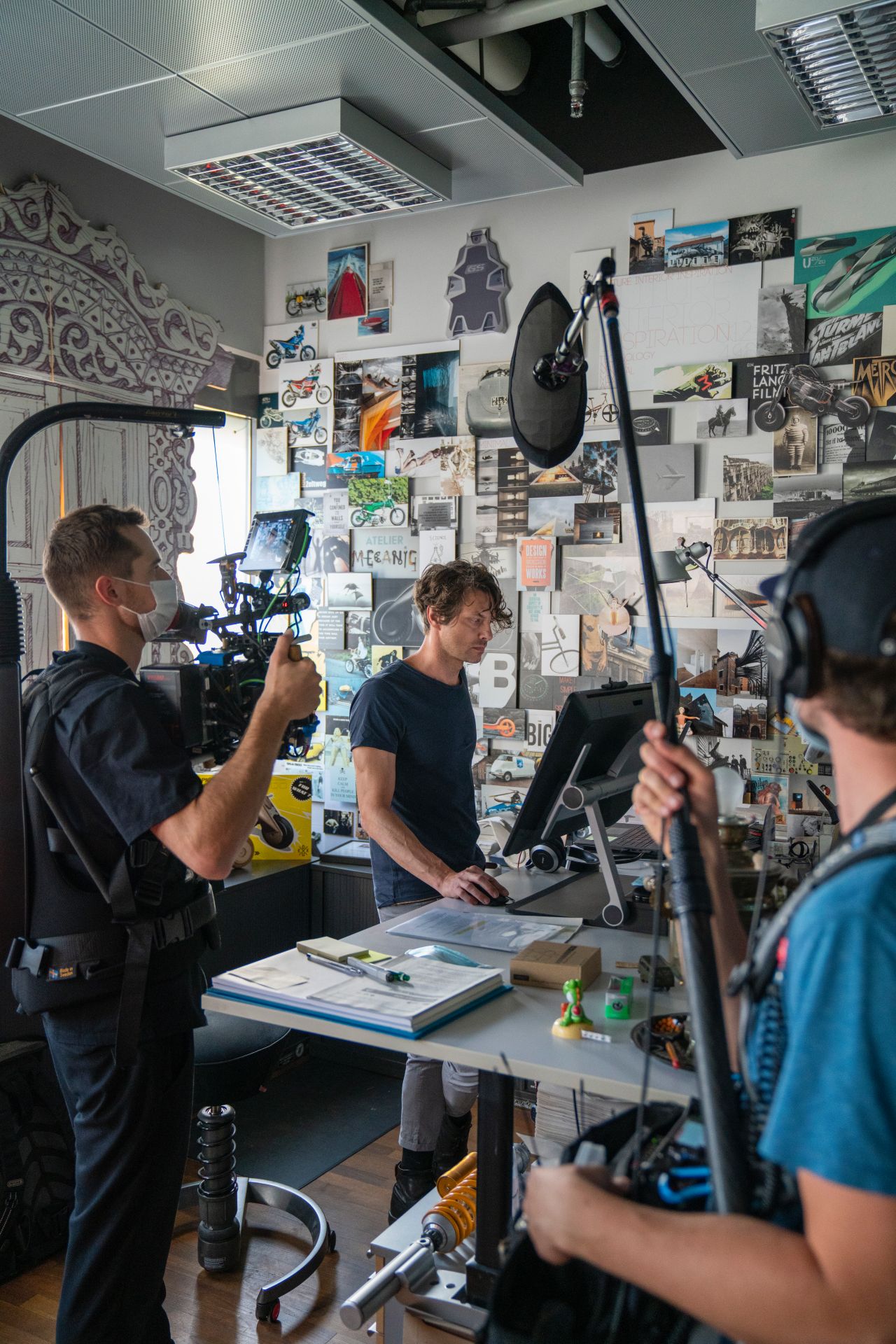 BMW Motorrad Definition CE 04 Is Probably The Coolest Electric Scooter Yet