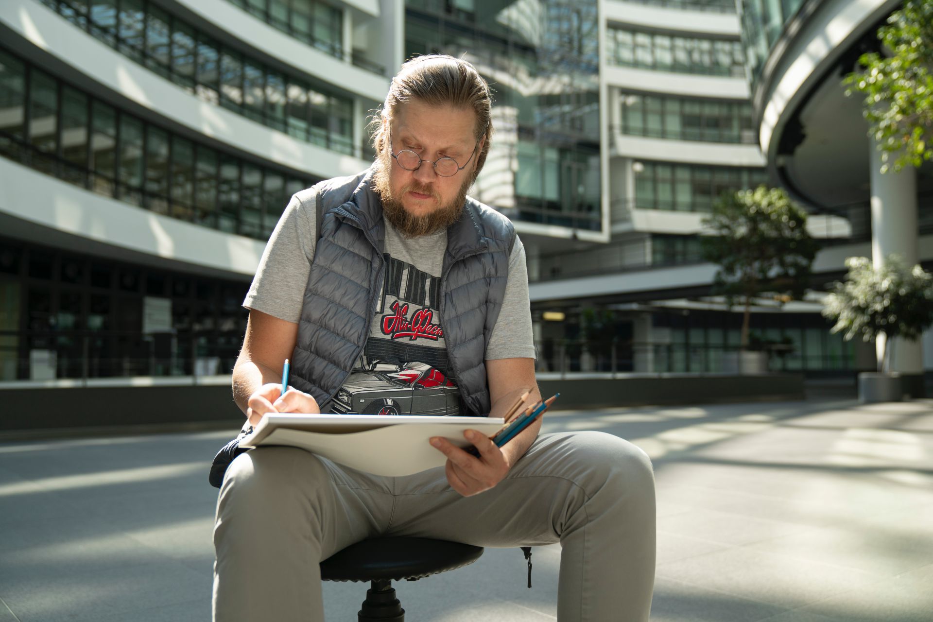 BMW Motorrad Definition CE 04 Is Probably The Coolest Electric Scooter Yet