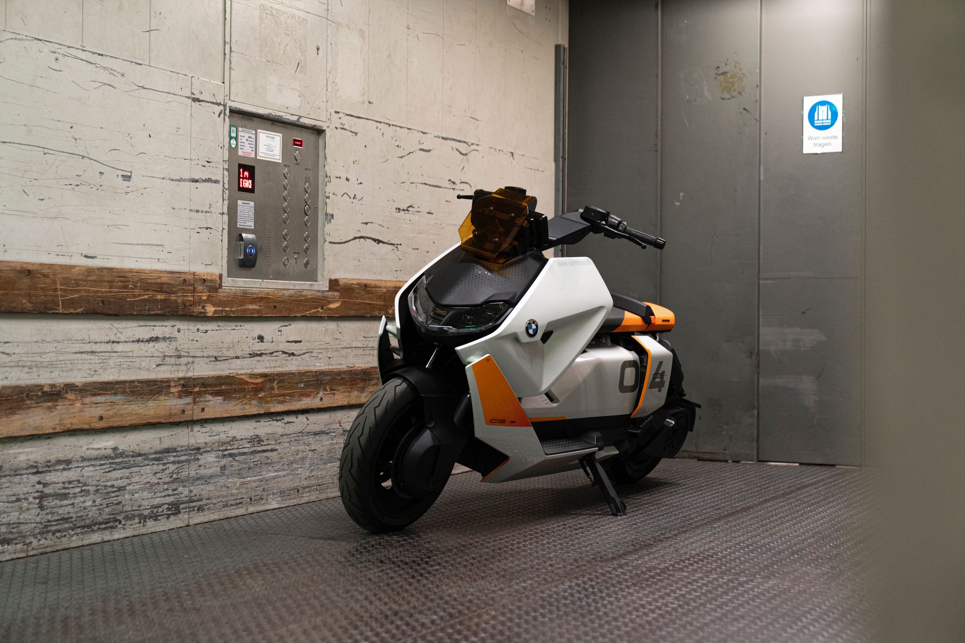 BMW Motorrad Definition CE 04 Is Probably The Coolest Electric Scooter Yet