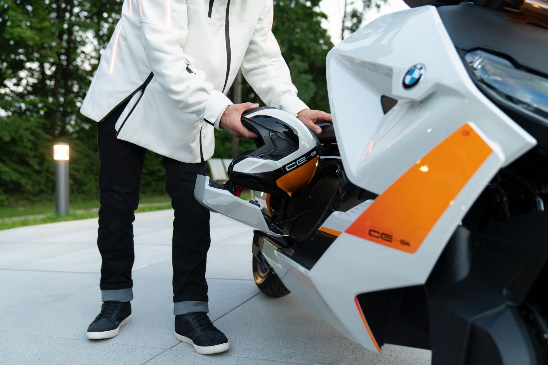 BMW Motorrad Definition CE 04 Is Probably The Coolest Electric Scooter Yet