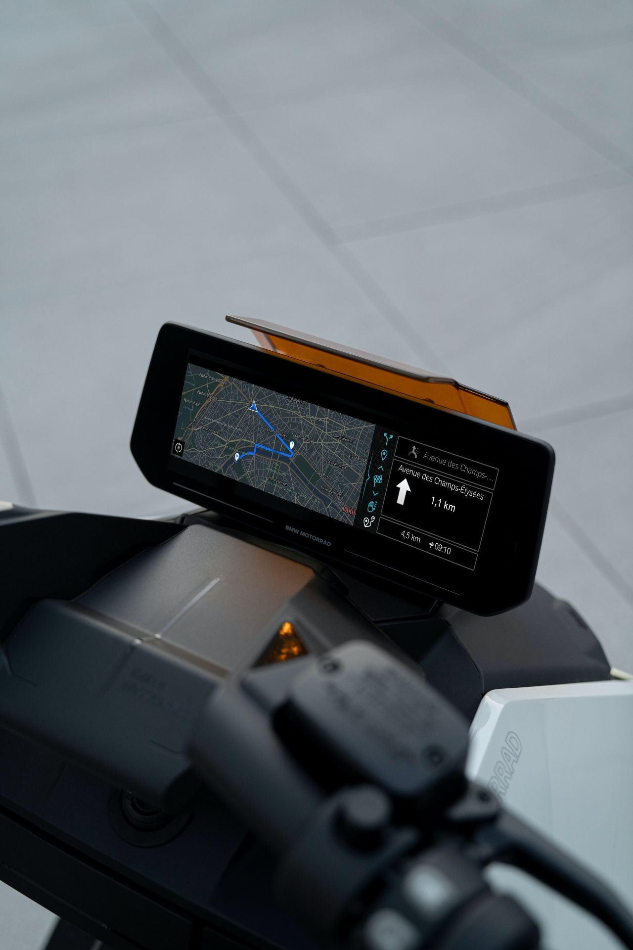 BMW Motorrad Definition CE 04 Is Probably The Coolest Electric Scooter Yet