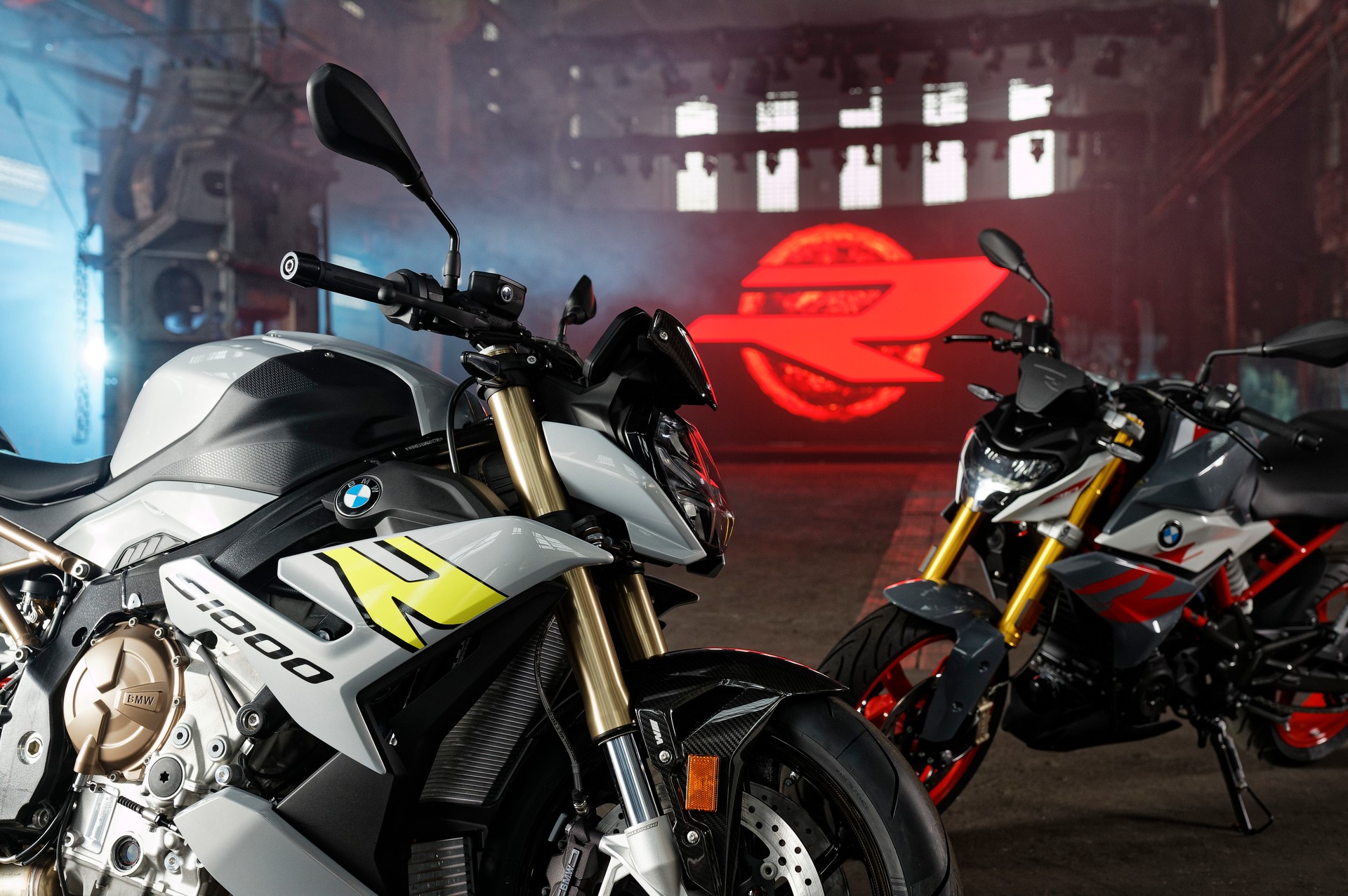 2021 BMW S 1000 R Debuts With New Looks And Modern Tech