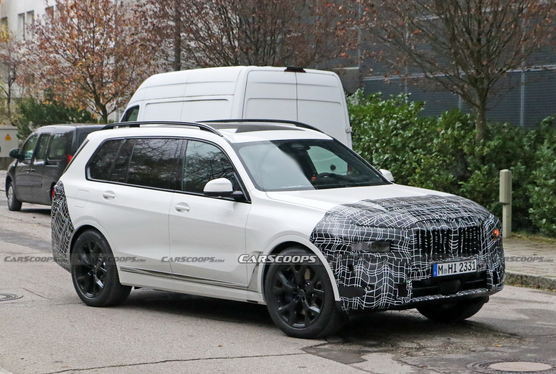 2022 BMW X7 Facelift Prototype Shows Hints Of Brand’s New Controversial Facial Design Direction