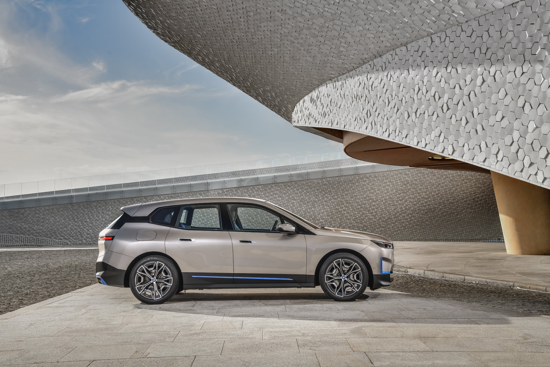 2022 BMW iX: Meet The Brand’s First Bespoke Electric SUV And New Technology Flagship